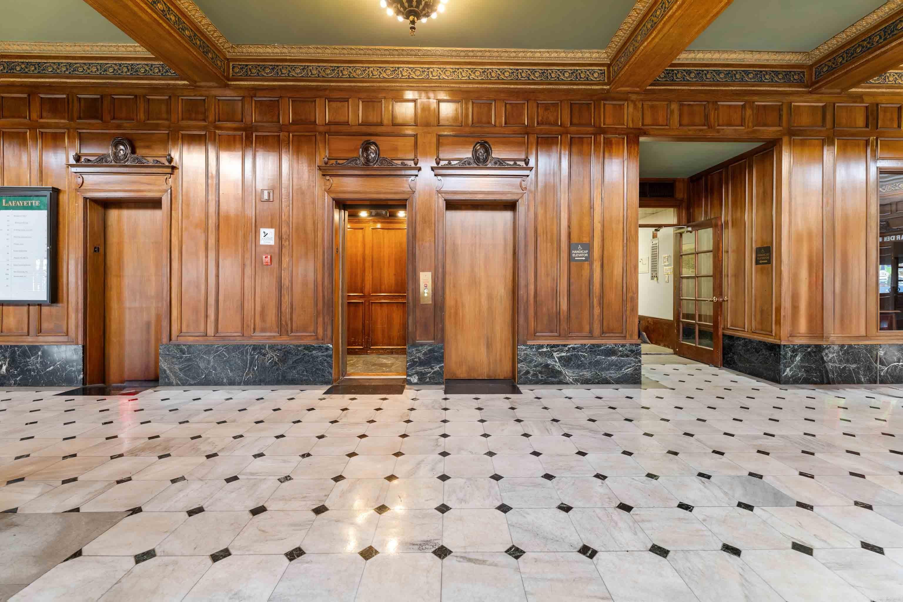 LAFAYETTE SQUARE HPR - Residential