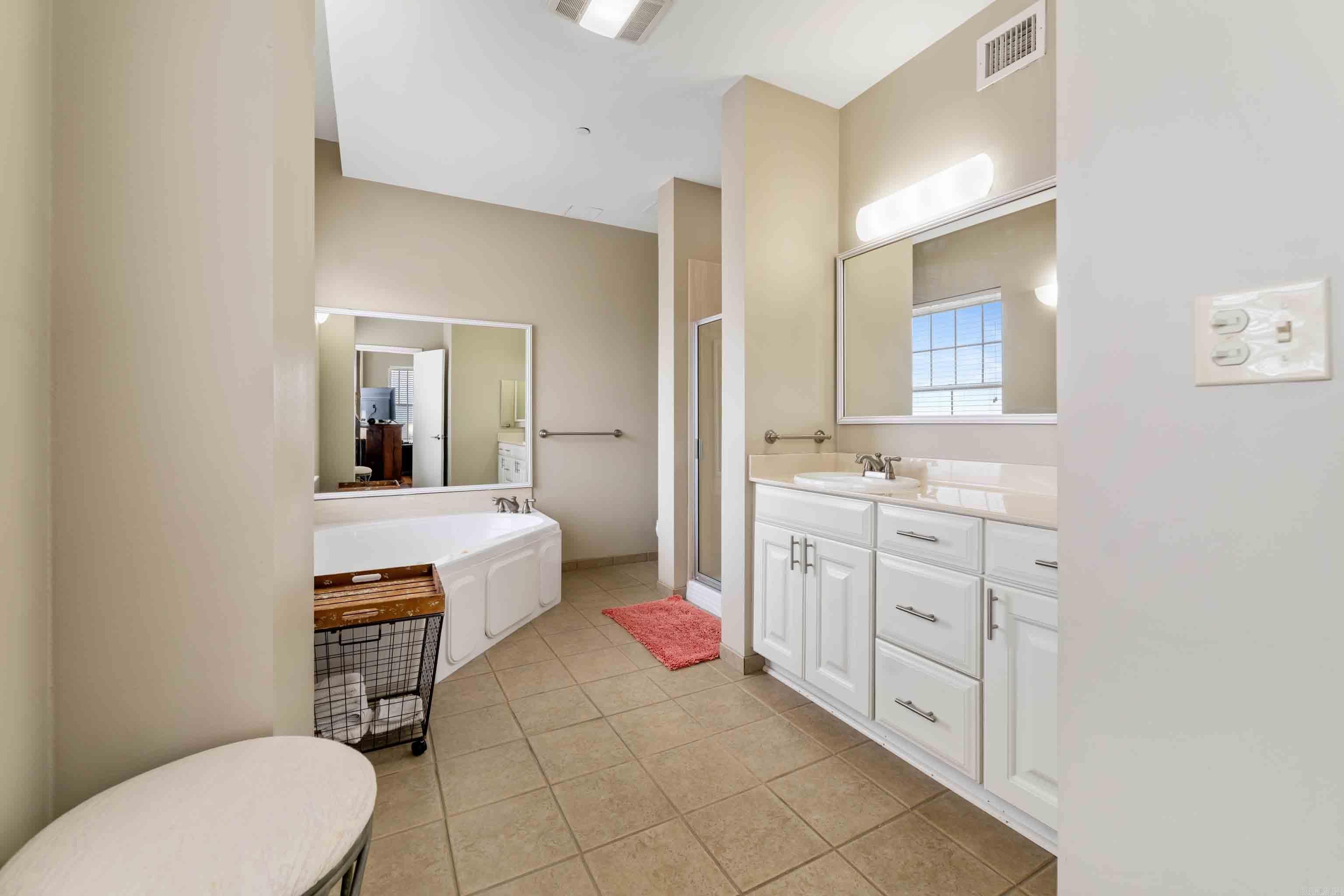 LAFAYETTE SQUARE HPR - Residential