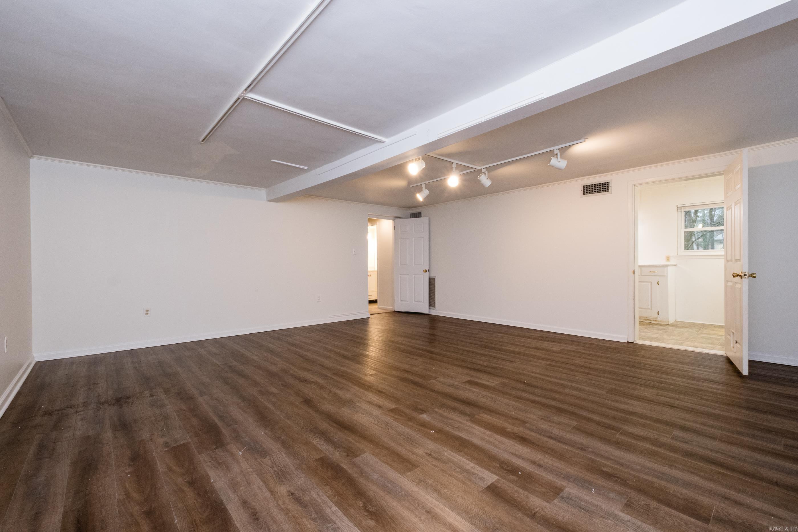 Leawood - Residential