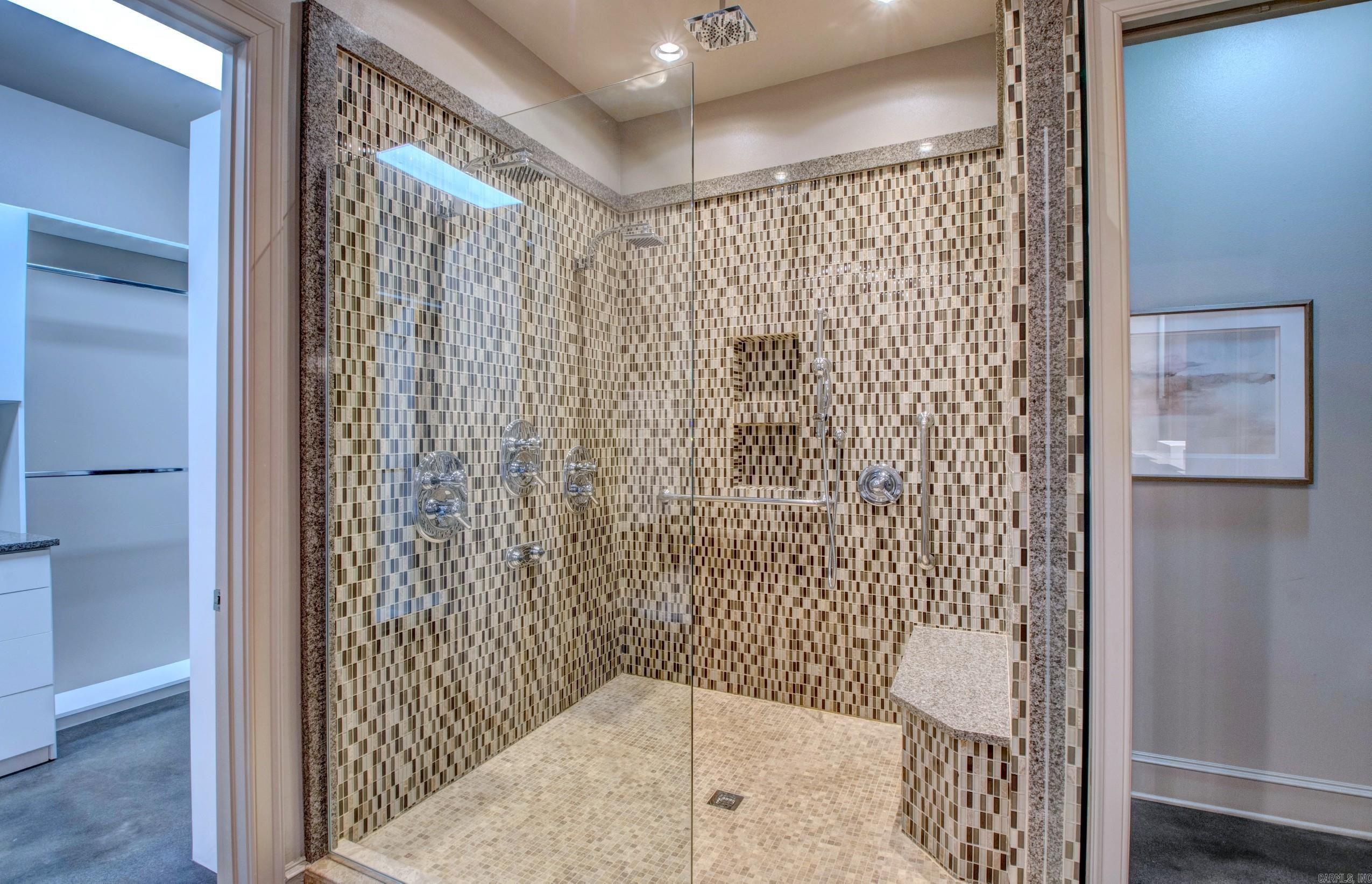 CHENAL VALLEY DEAUVILLE PLACE - Residential