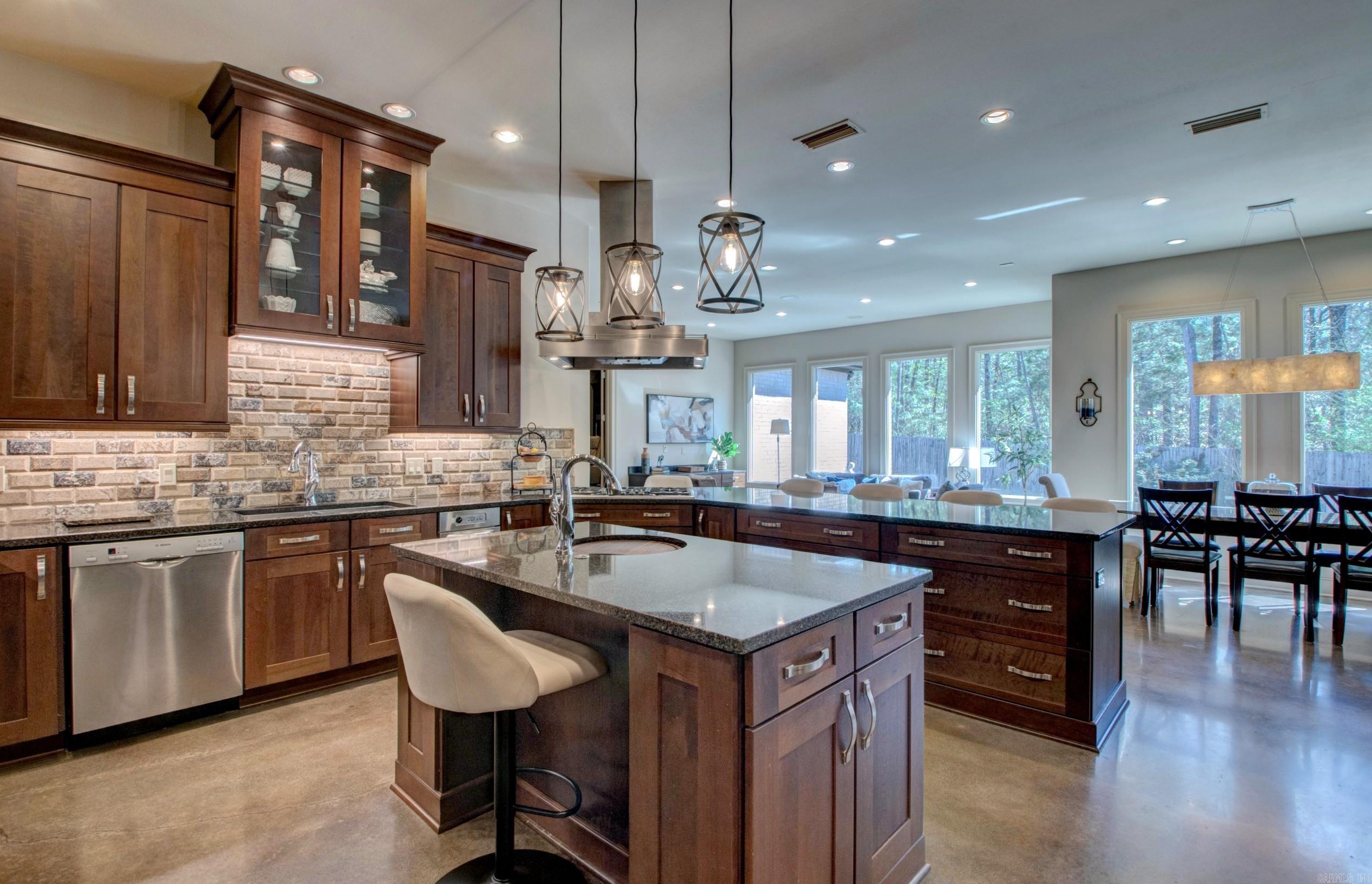 CHENAL VALLEY DEAUVILLE PLACE - Residential