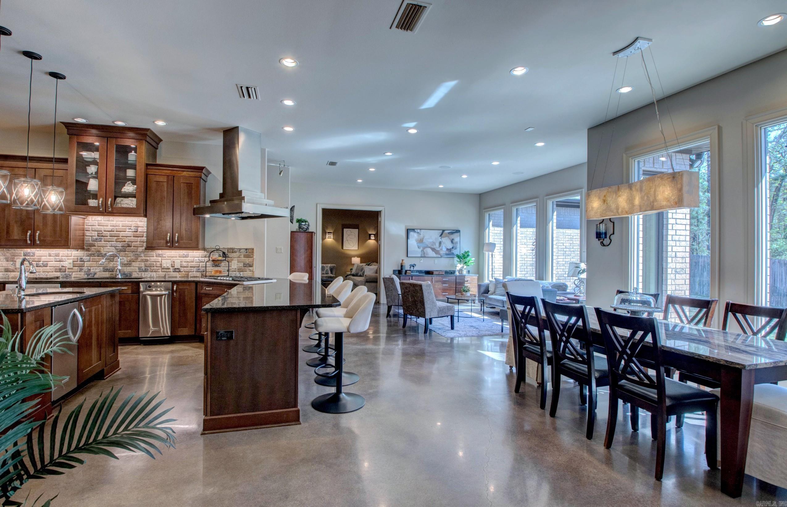 CHENAL VALLEY DEAUVILLE PLACE - Residential