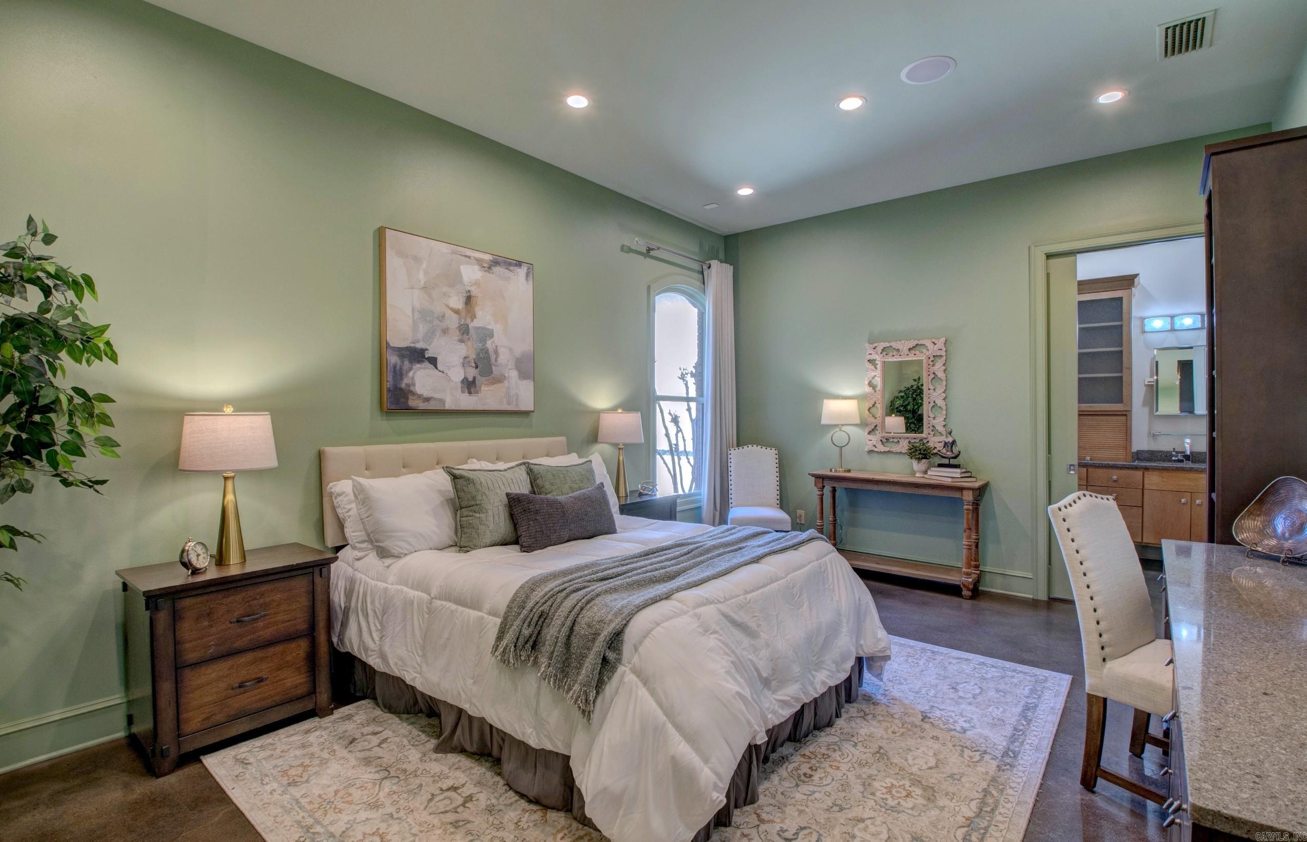 CHENAL VALLEY DEAUVILLE PLACE - Residential