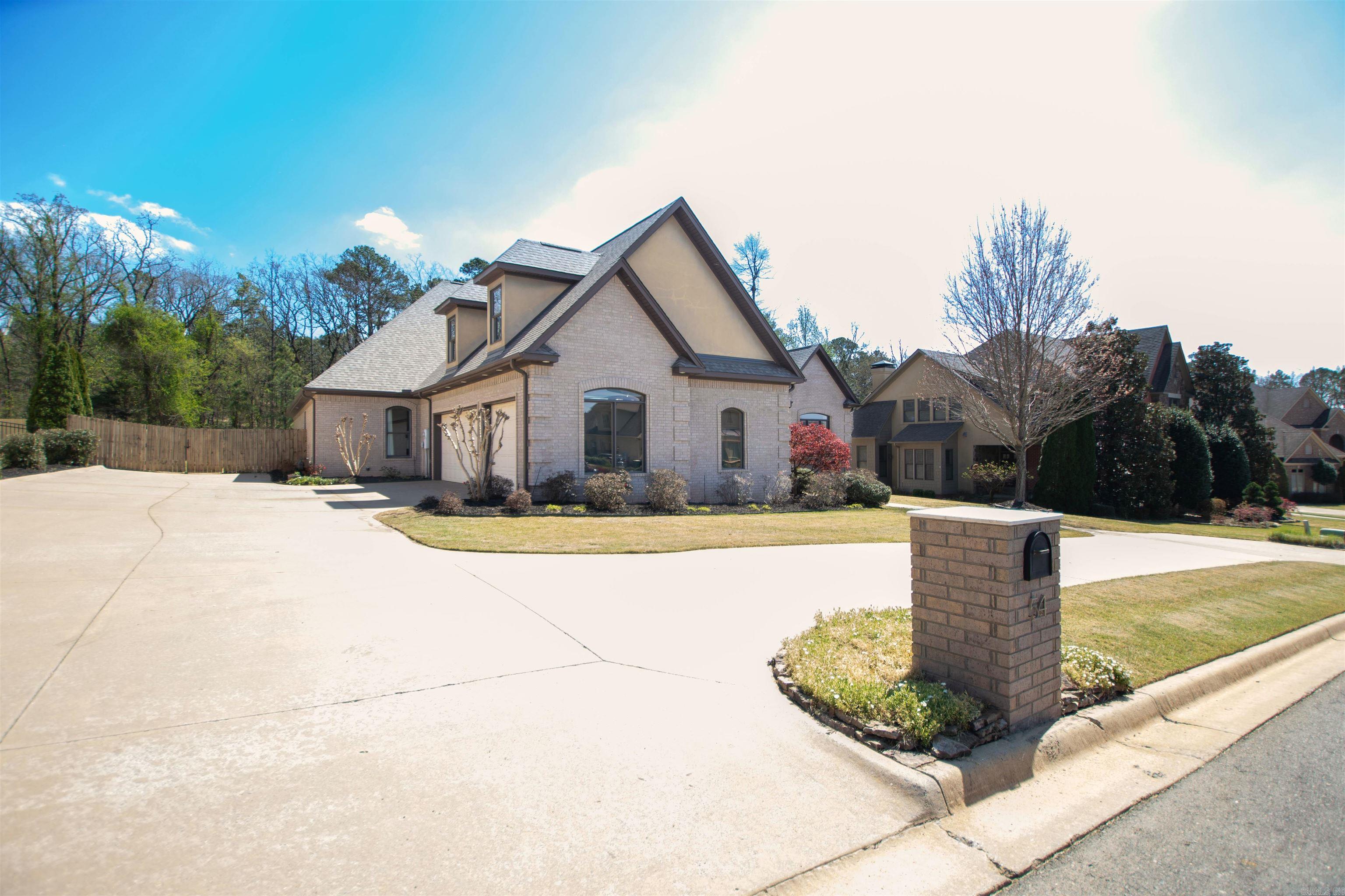 CHENAL VALLEY DEAUVILLE PLACE - Residential