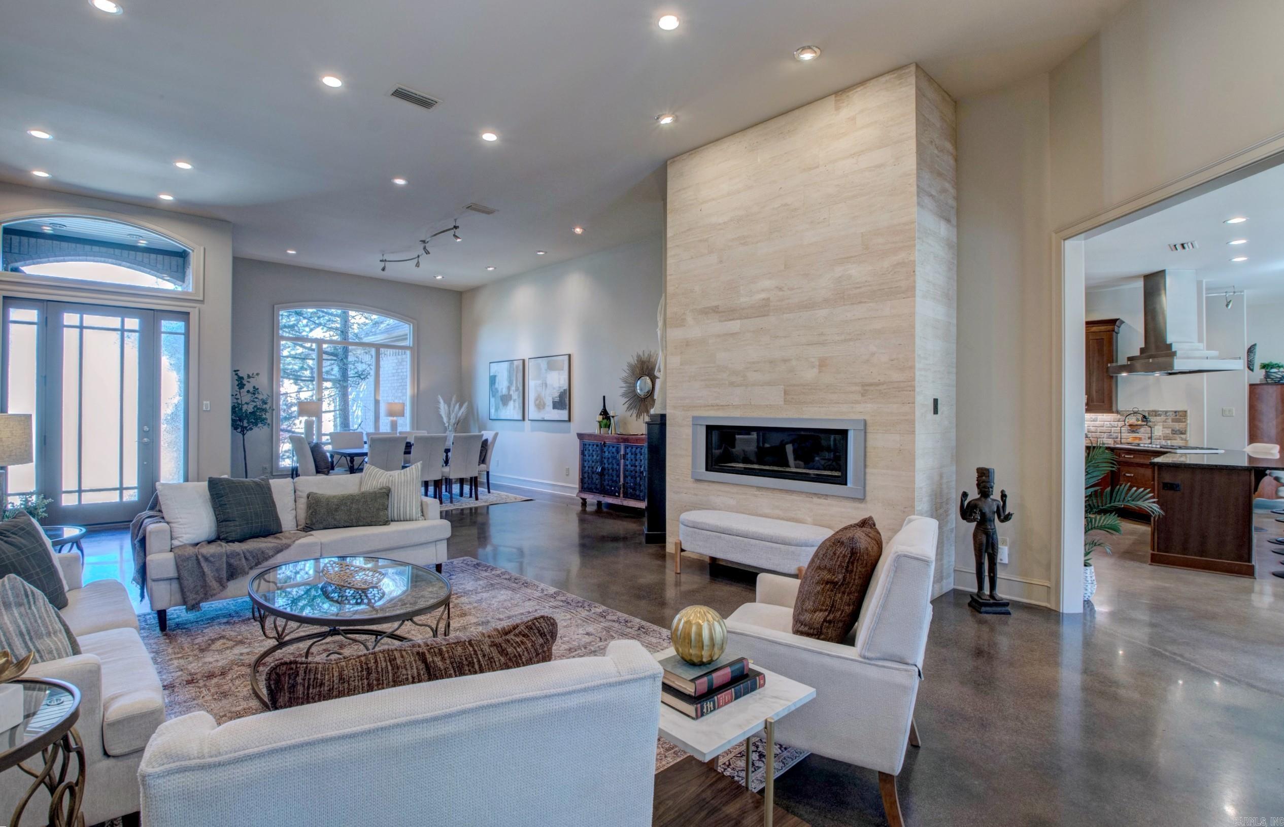 CHENAL VALLEY DEAUVILLE PLACE - Residential