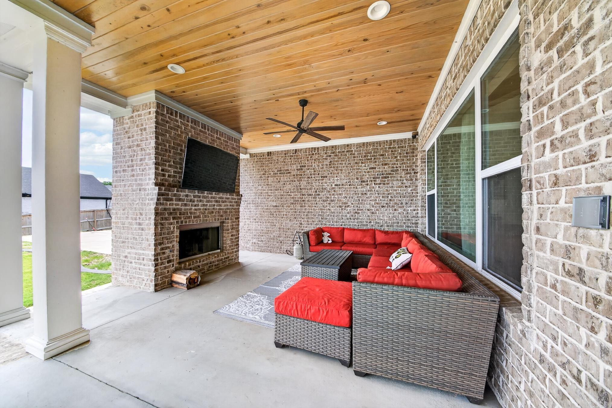 GREYSTONE - Residential
