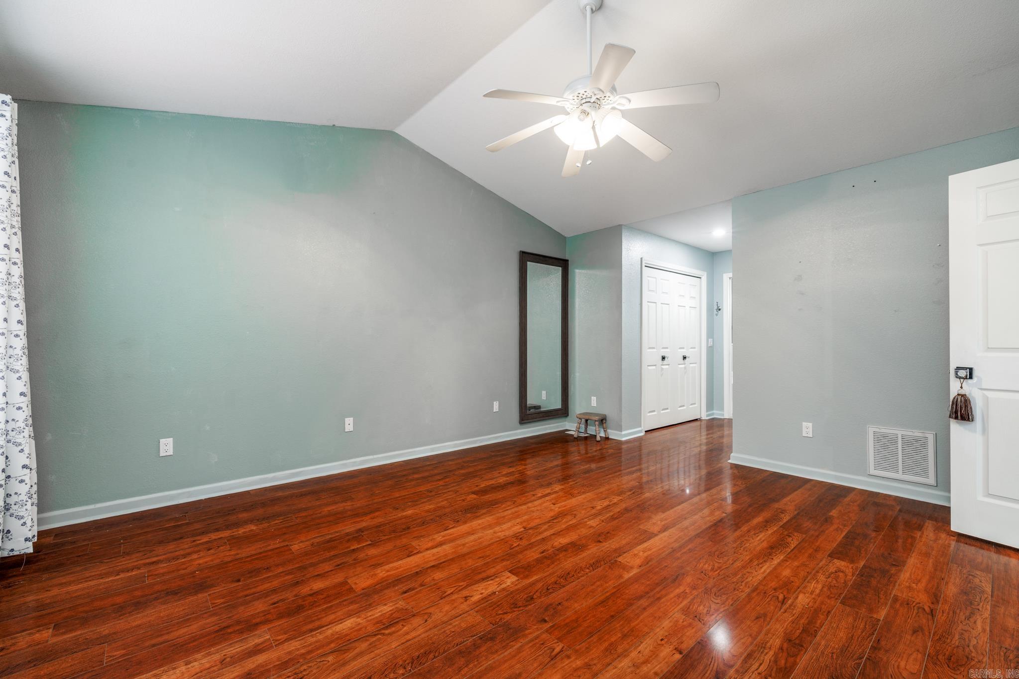 Tiburon - Residential