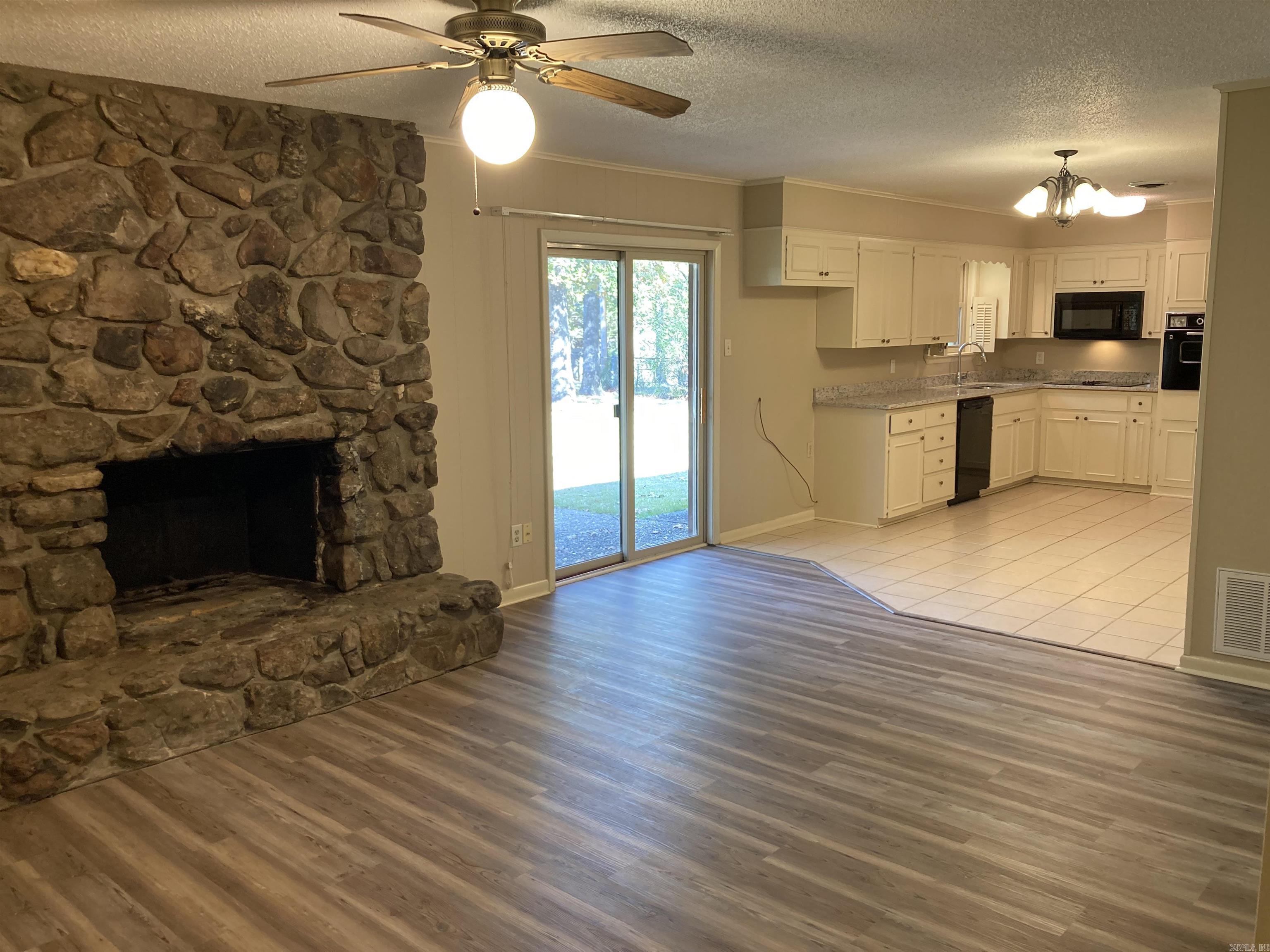 COLONY WEST - Residential