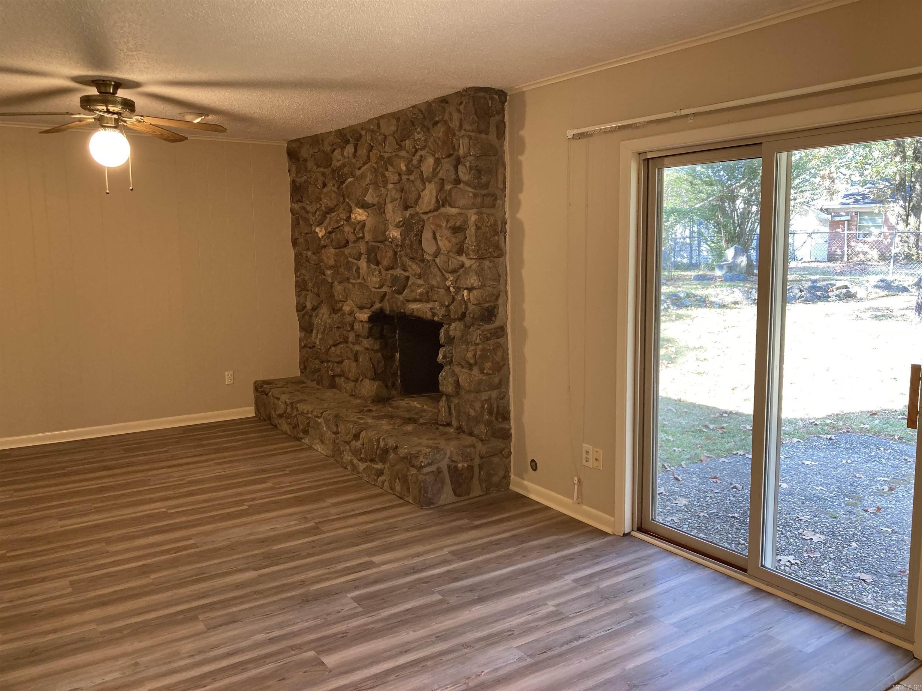 COLONY WEST - Residential