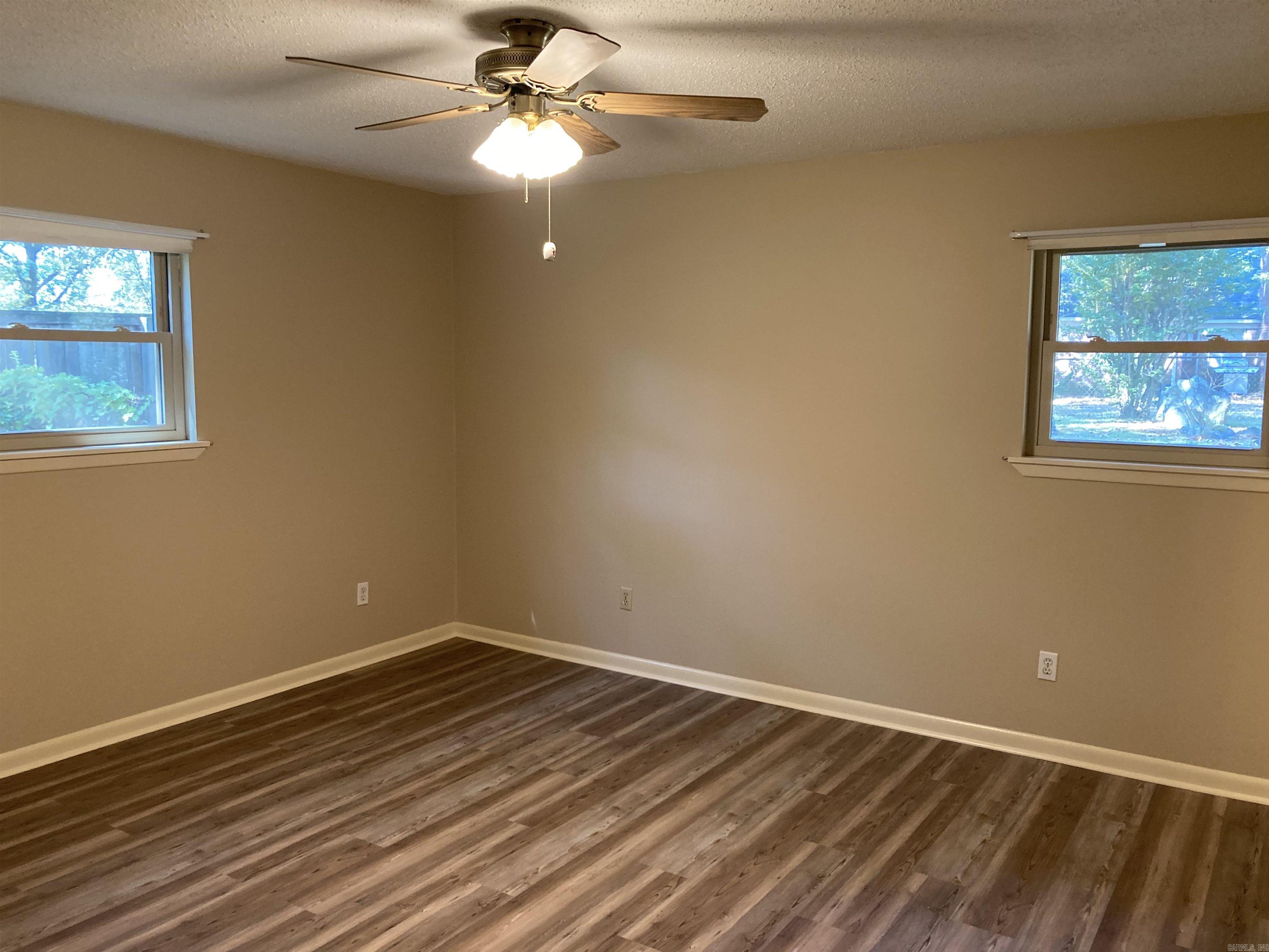 COLONY WEST - Residential