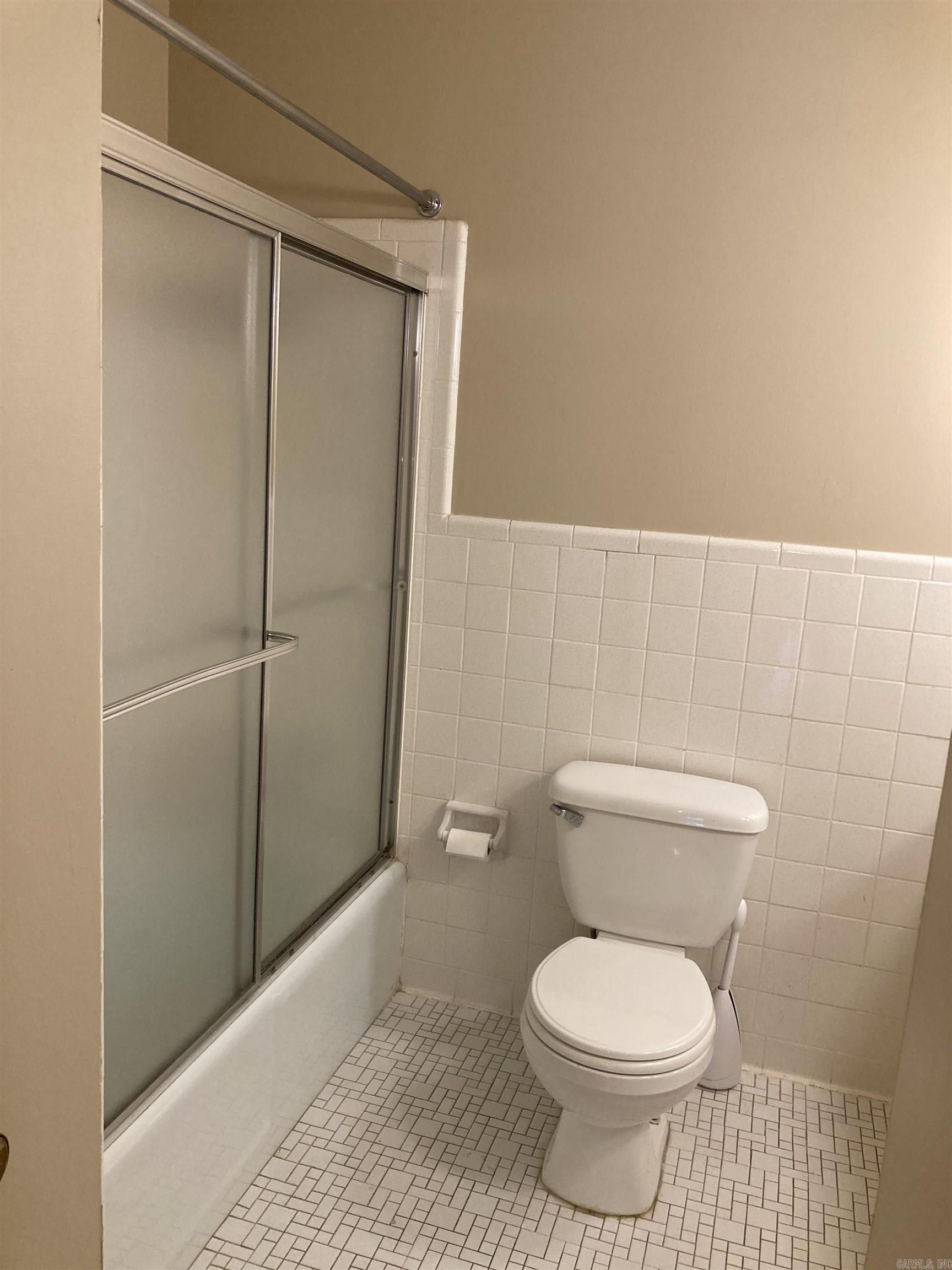 COLONY WEST - Residential