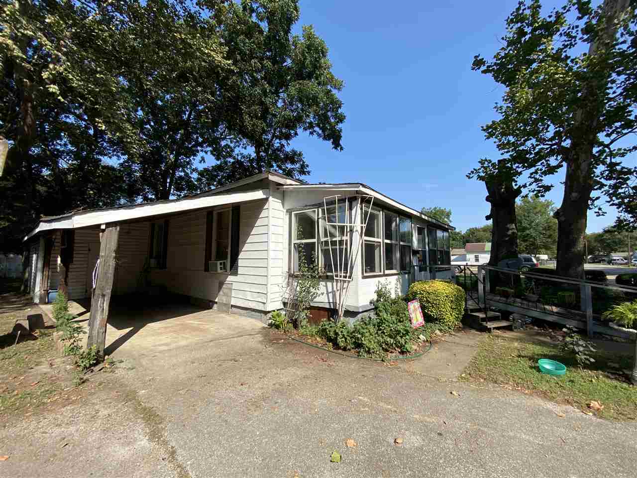 POINSETT LUMBAR & MFG - Residential