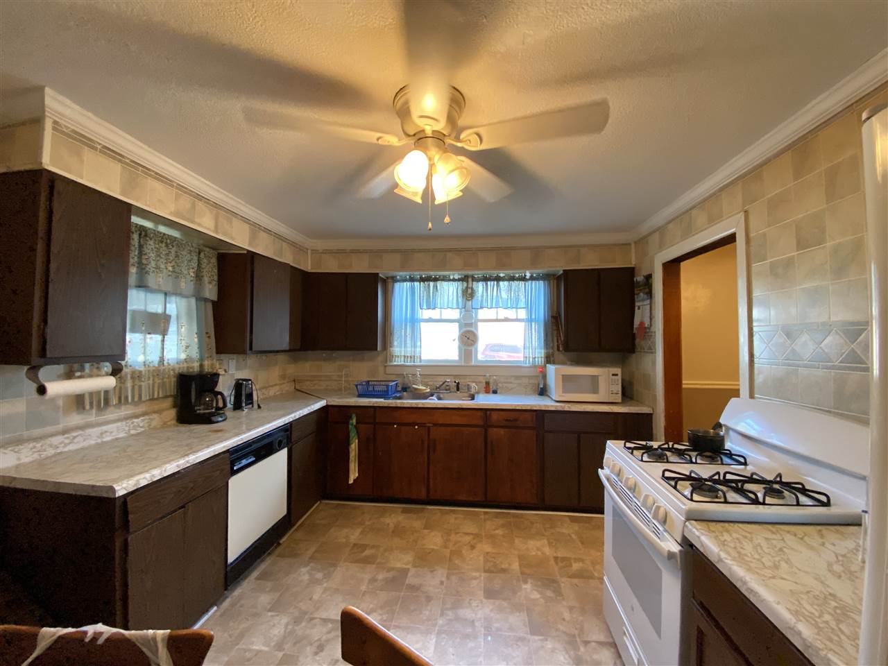 POINSETT LUMBAR & MFG - Residential