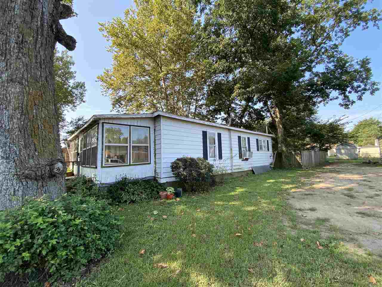 POINSETT LUMBAR & MFG - Residential