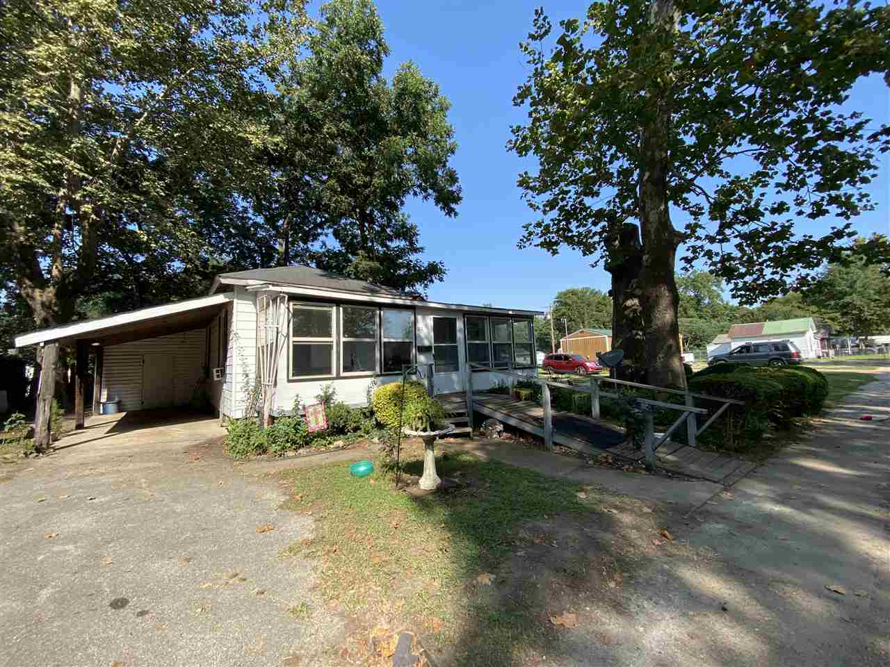 POINSETT LUMBAR & MFG - Residential