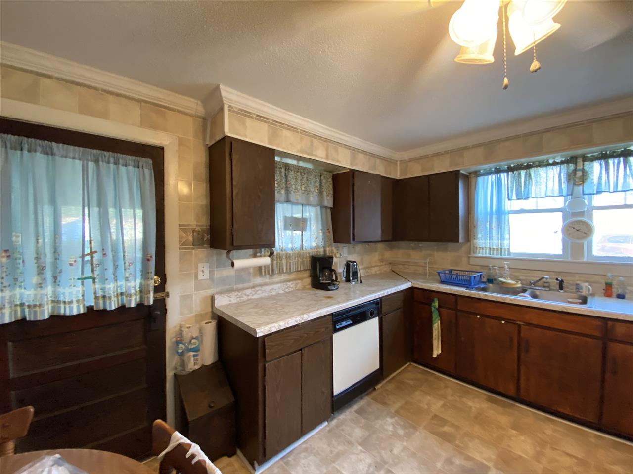 POINSETT LUMBAR & MFG - Residential