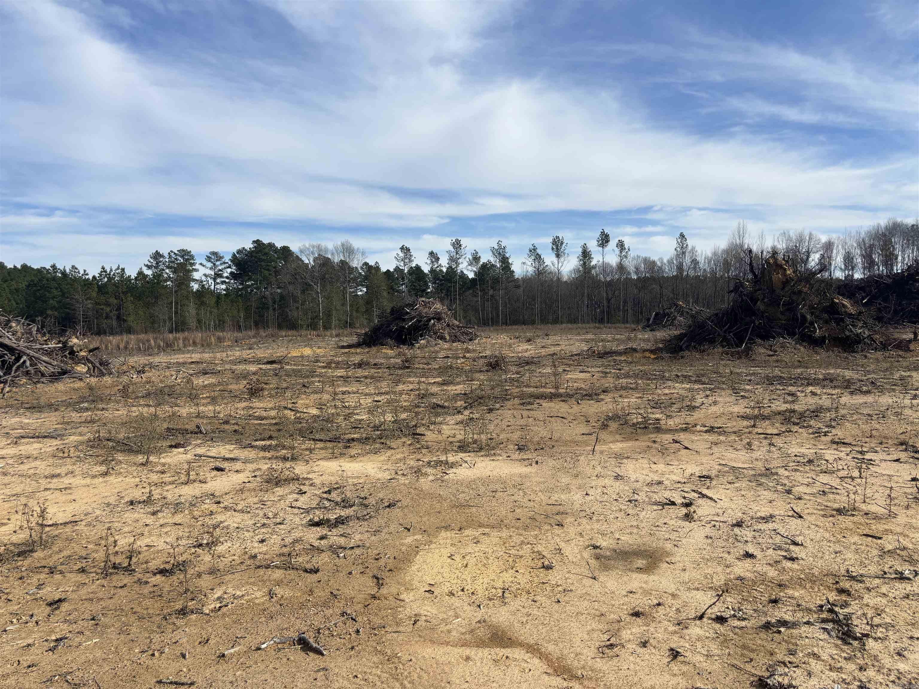 Metes & Bounds - Land