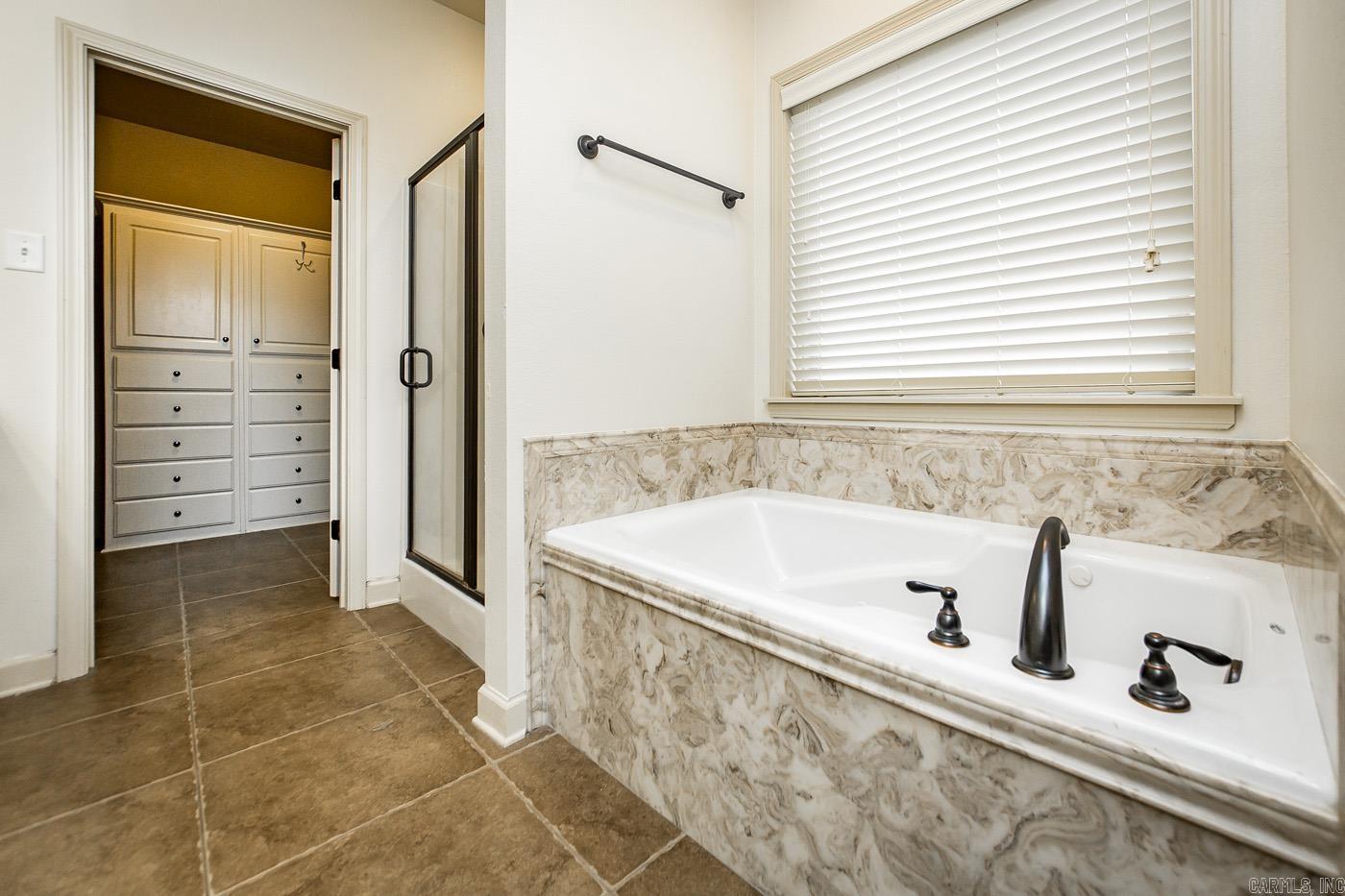 SHADOW CREEK - Residential