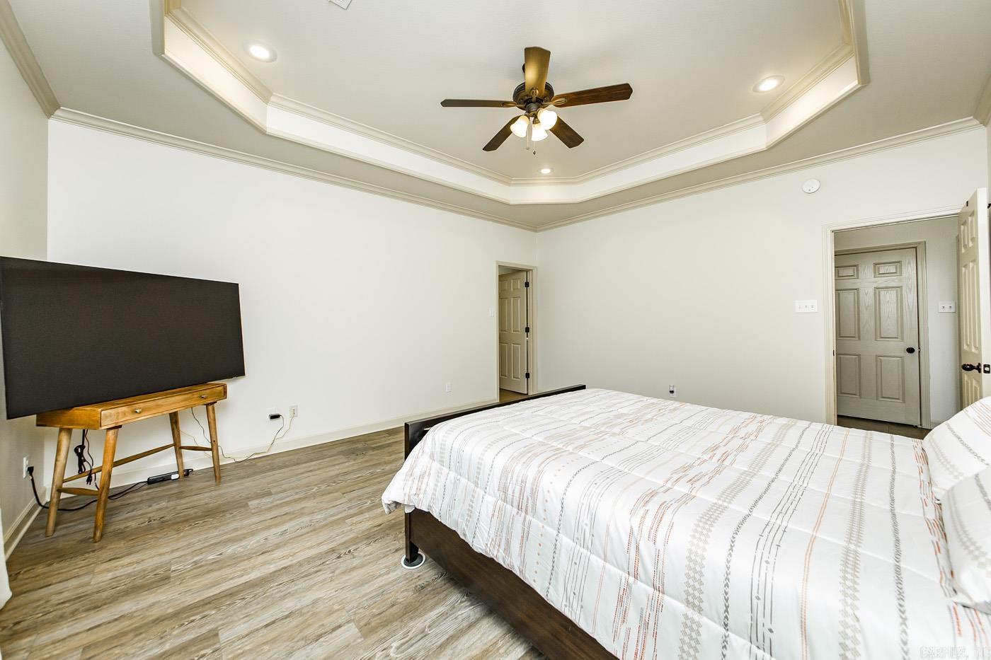 SHADOW CREEK - Residential