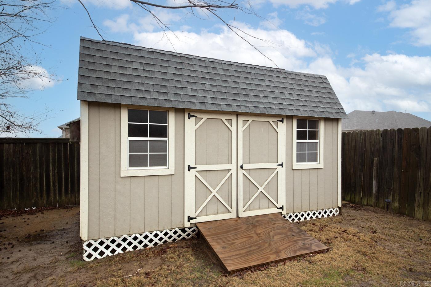 SHADOW CREEK - Residential