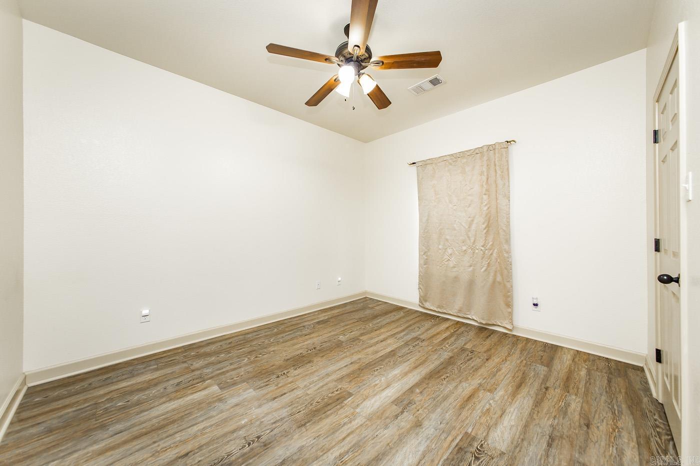 SHADOW CREEK - Residential