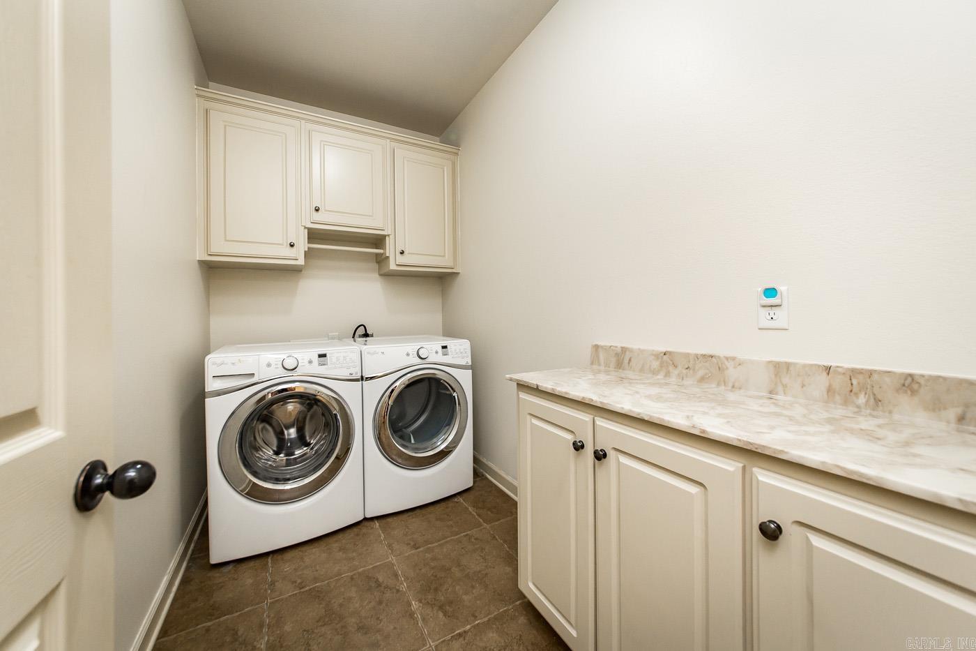 SHADOW CREEK - Residential