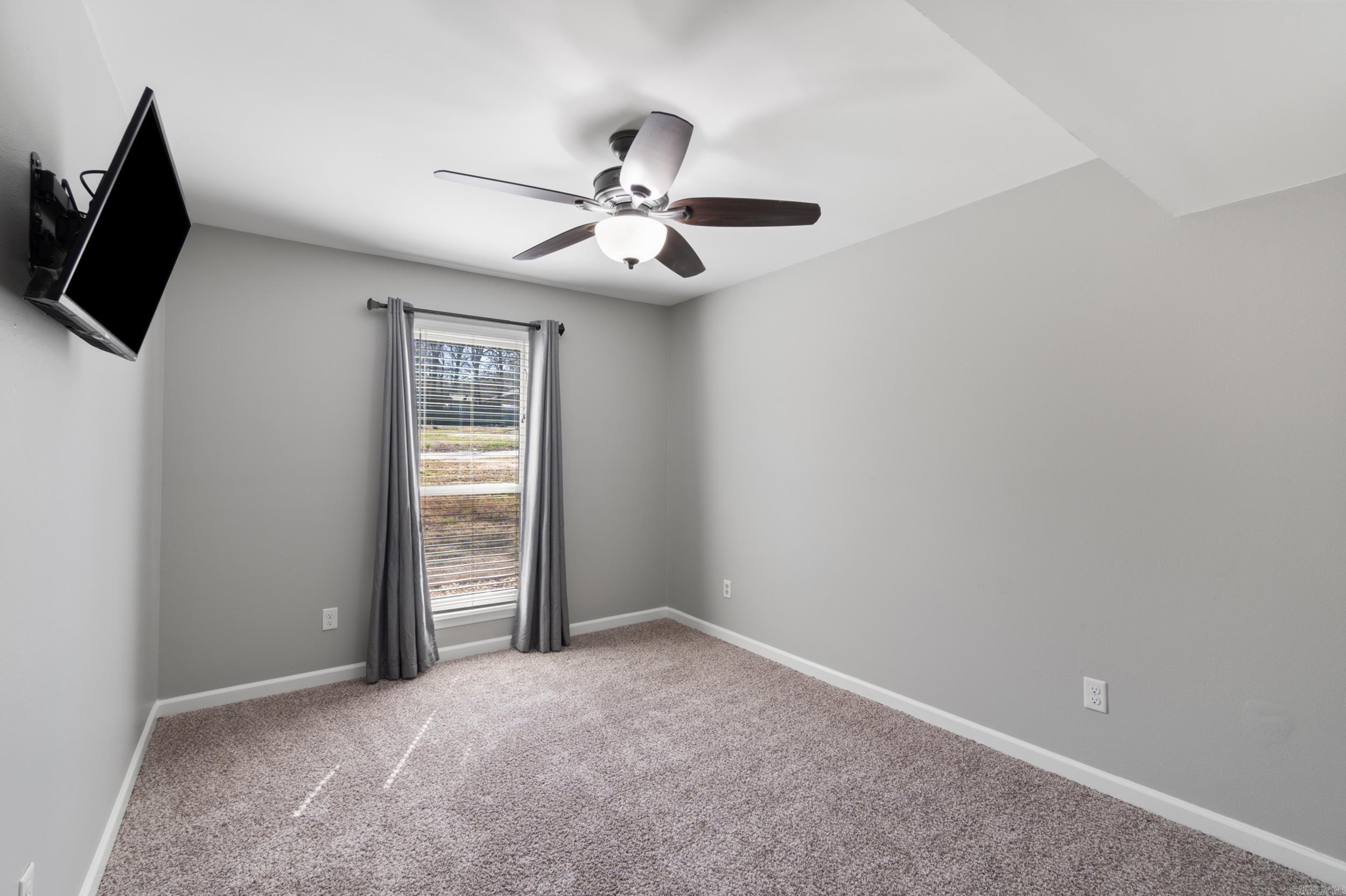 BRYANT OAKS - Residential