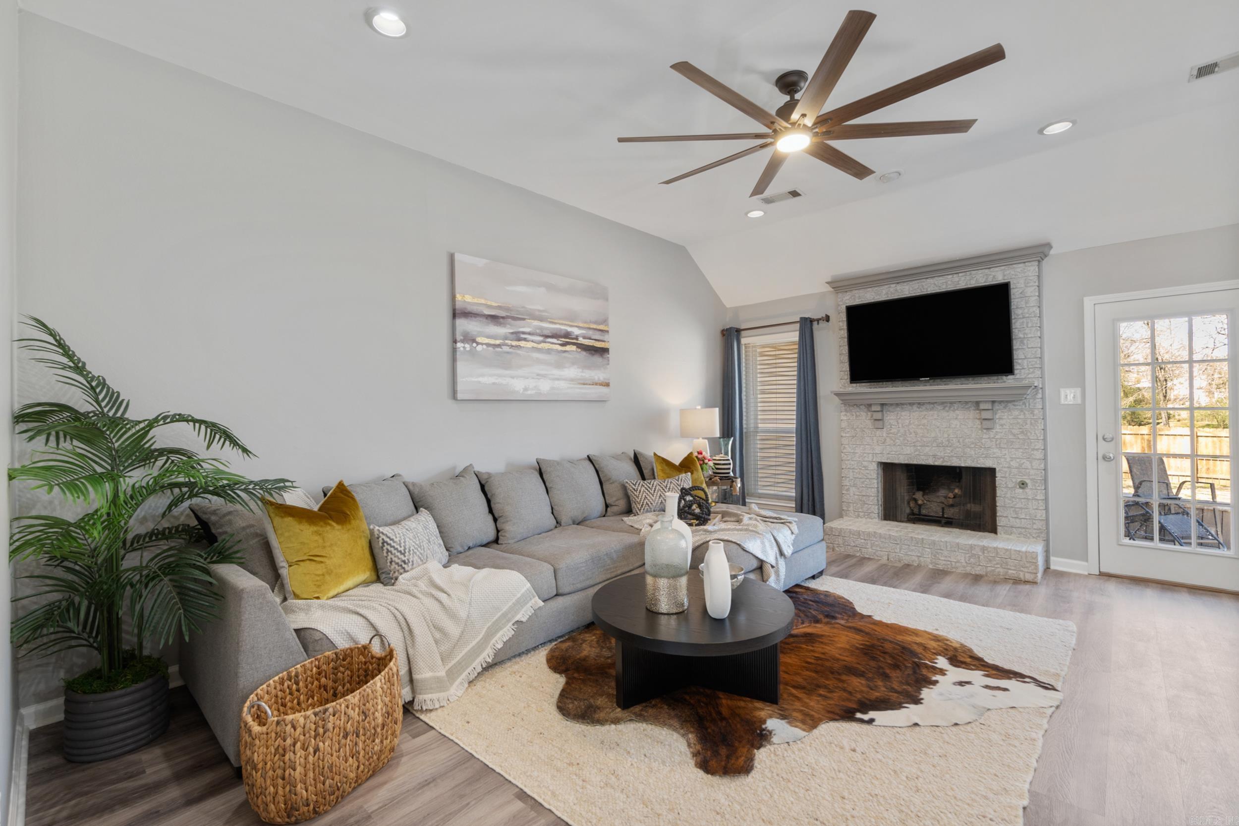 BRYANT OAKS - Residential