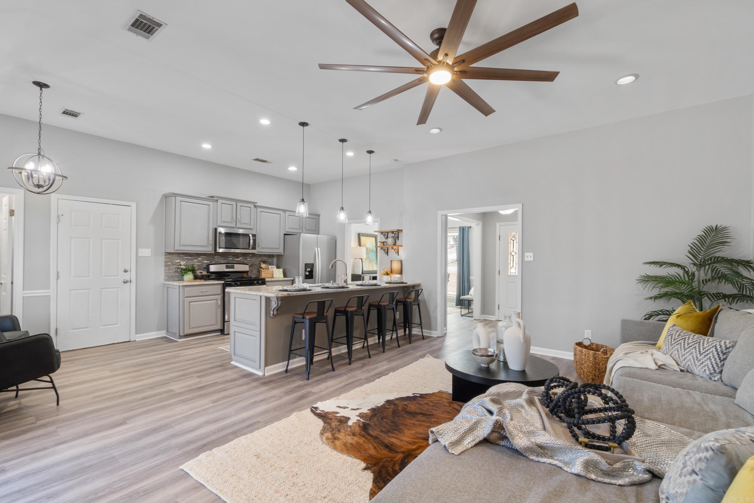 BRYANT OAKS - Residential