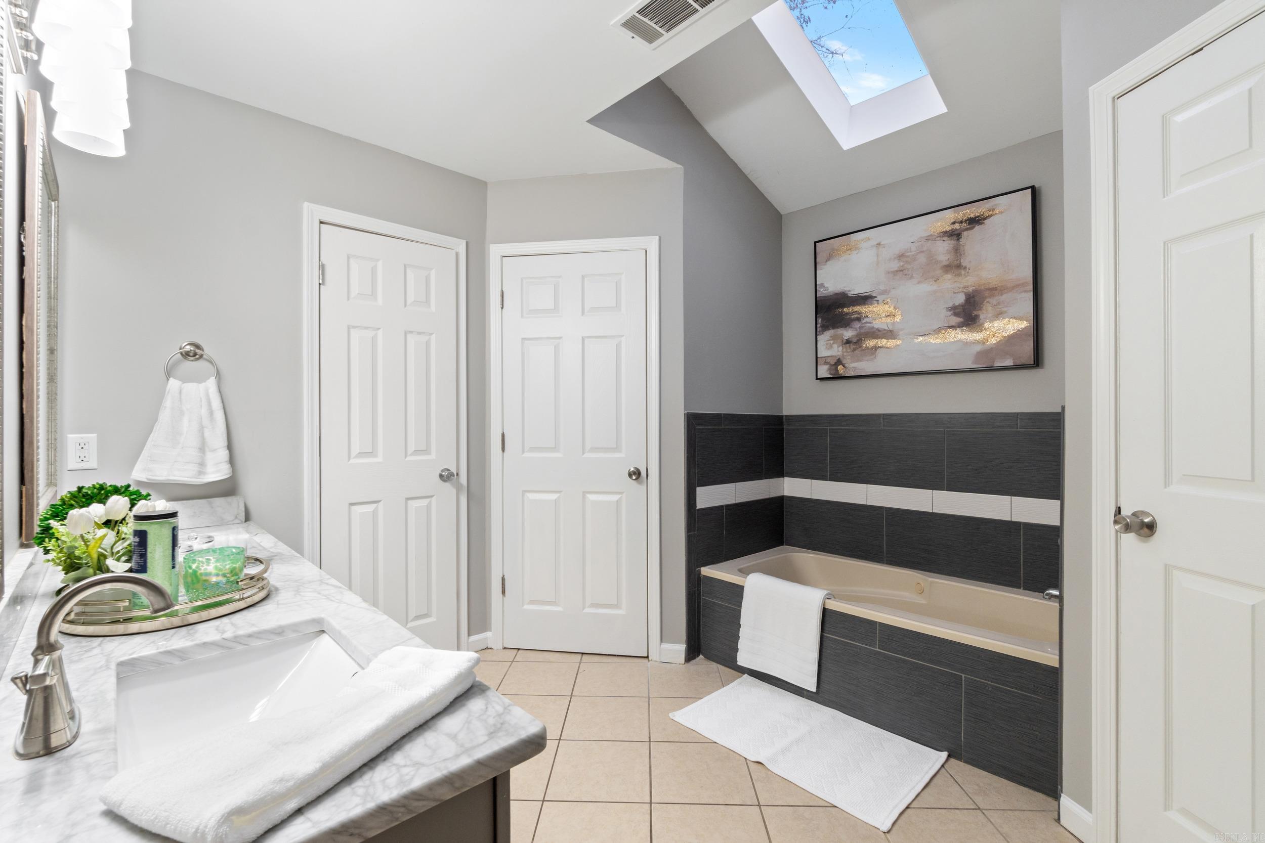 BRYANT OAKS - Residential