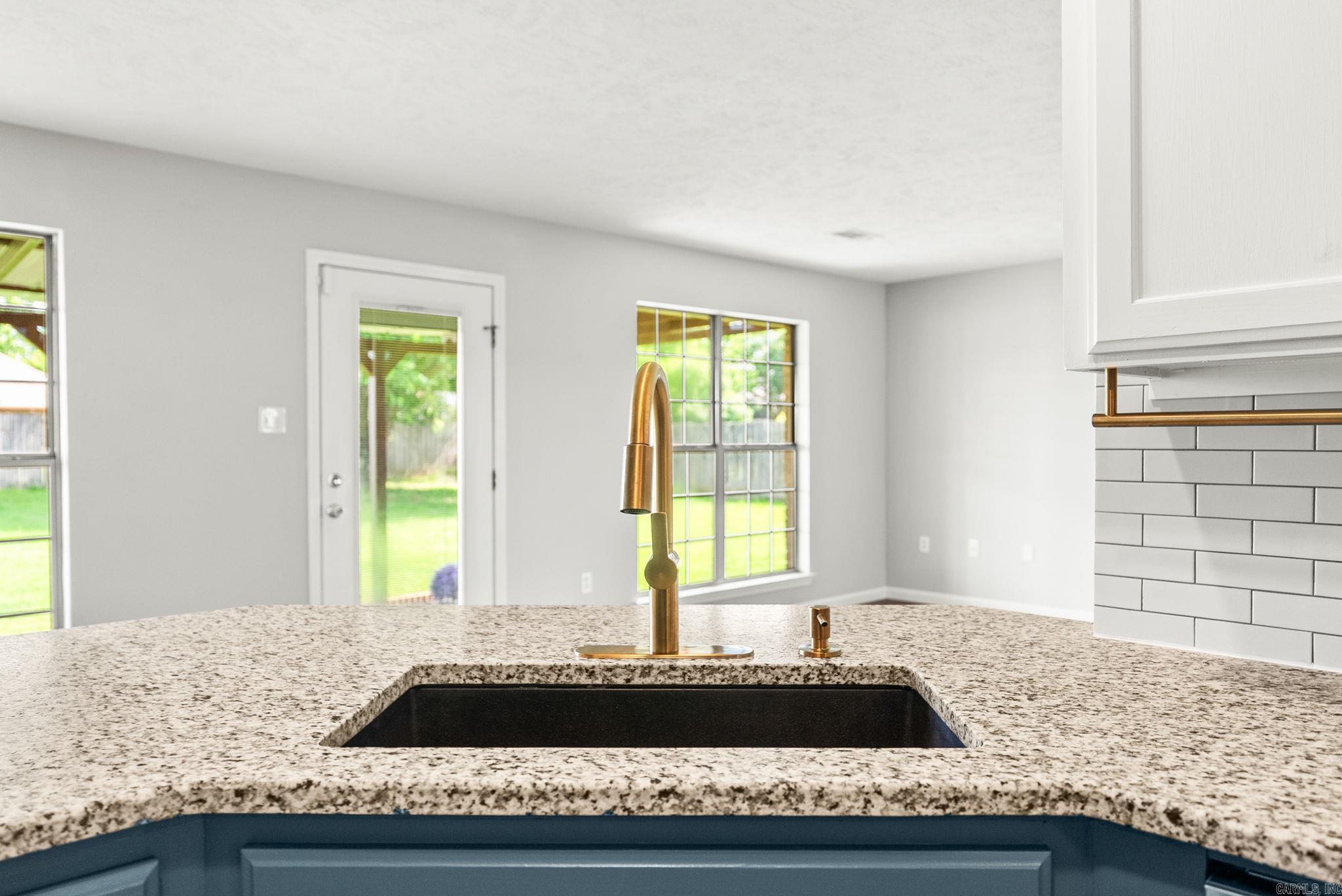 DOVE CREEK - Residential