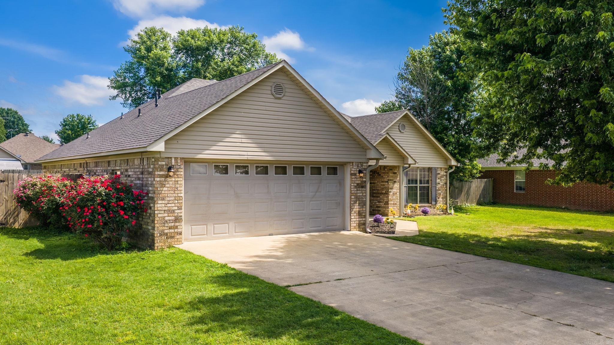 DOVE CREEK - Residential
