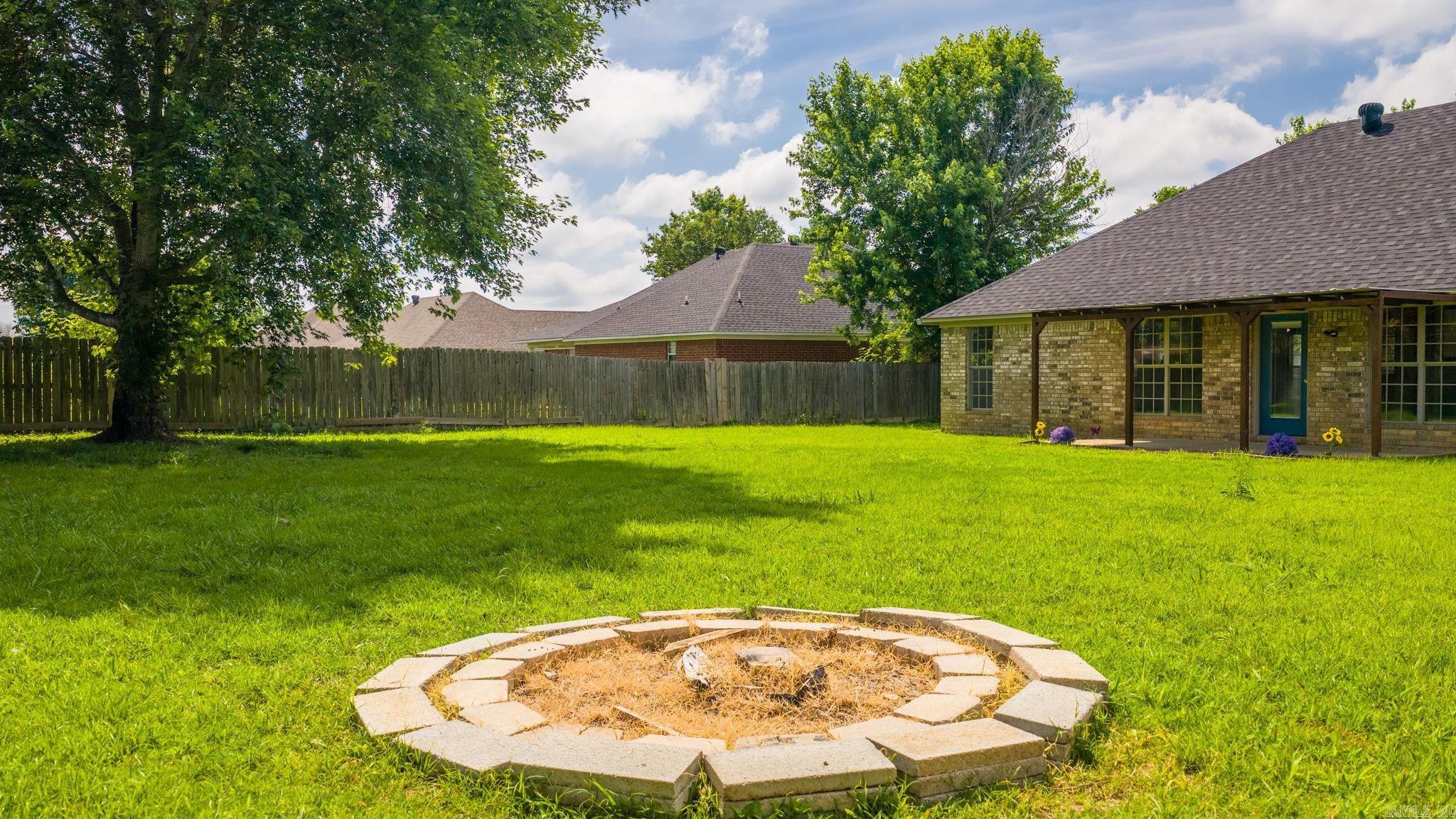 DOVE CREEK - Residential