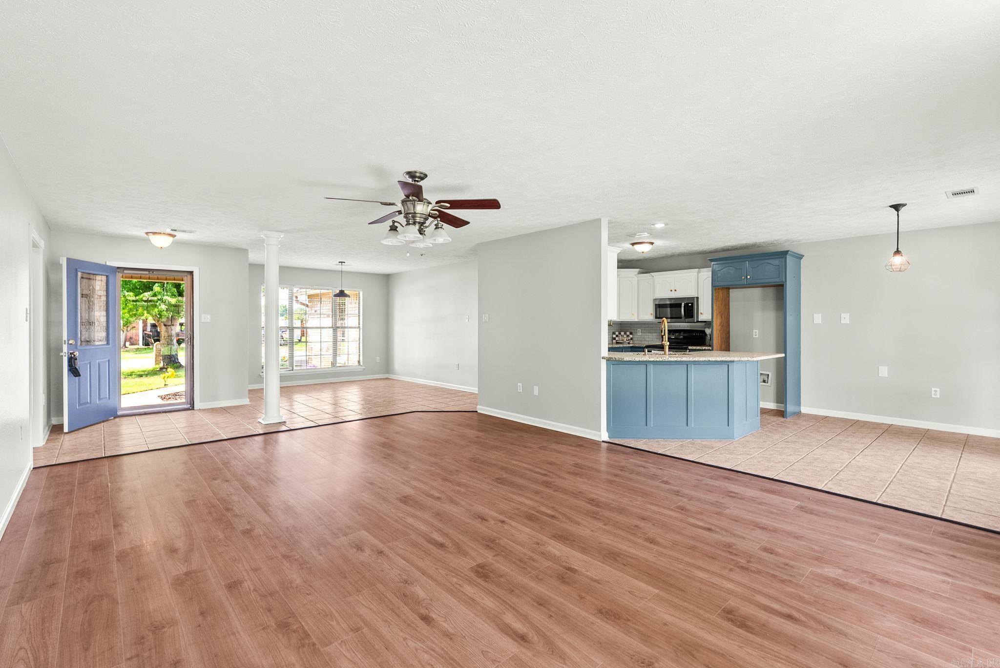 DOVE CREEK - Residential