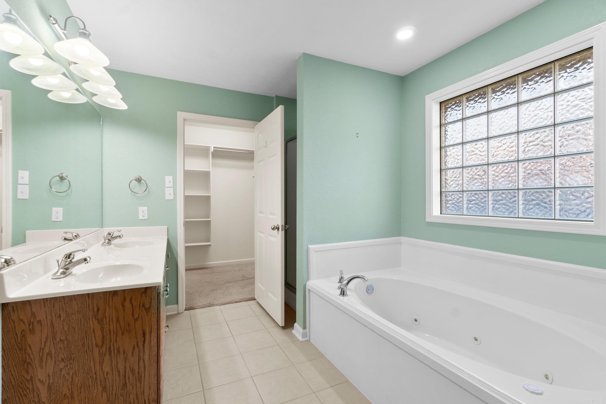 VALLEY ELMS S/D - Residential