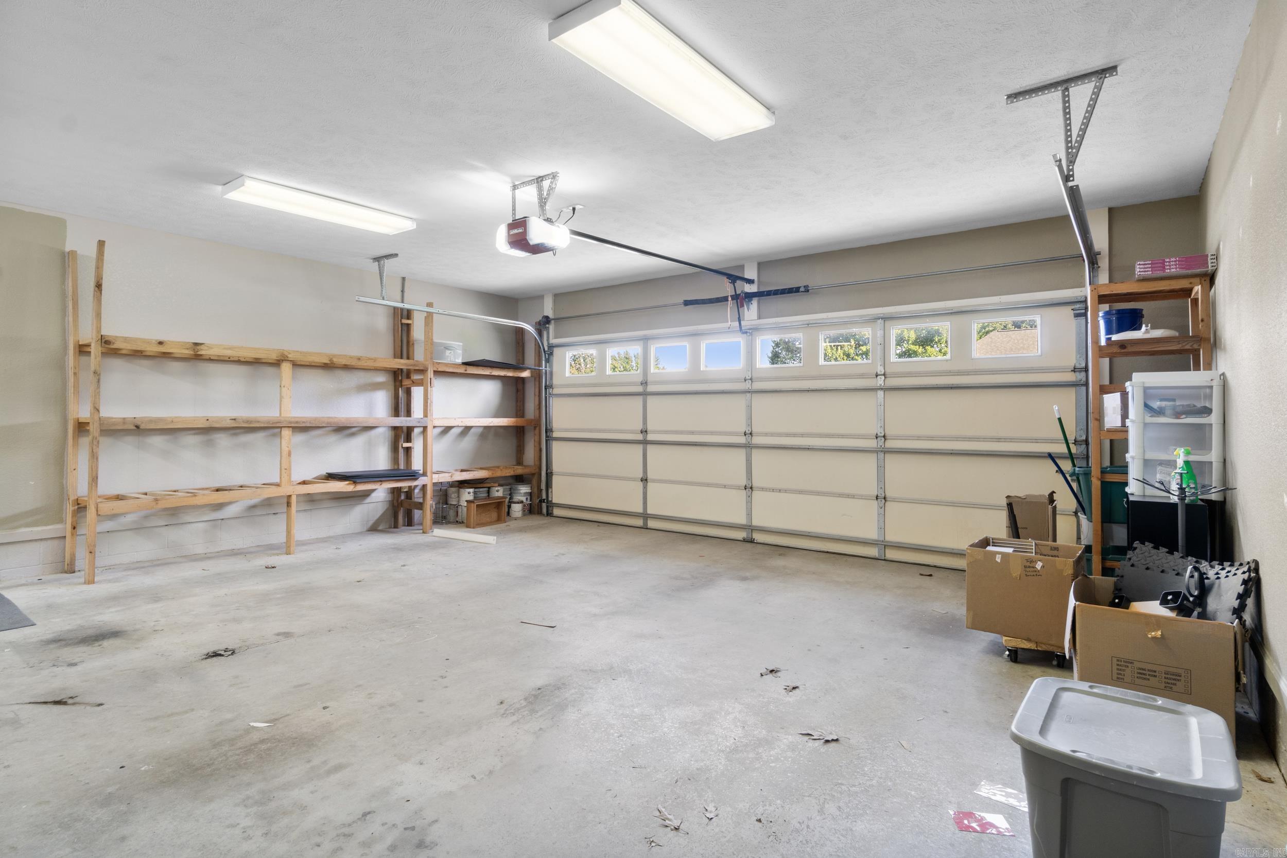 VALLEY ELMS S/D - Residential