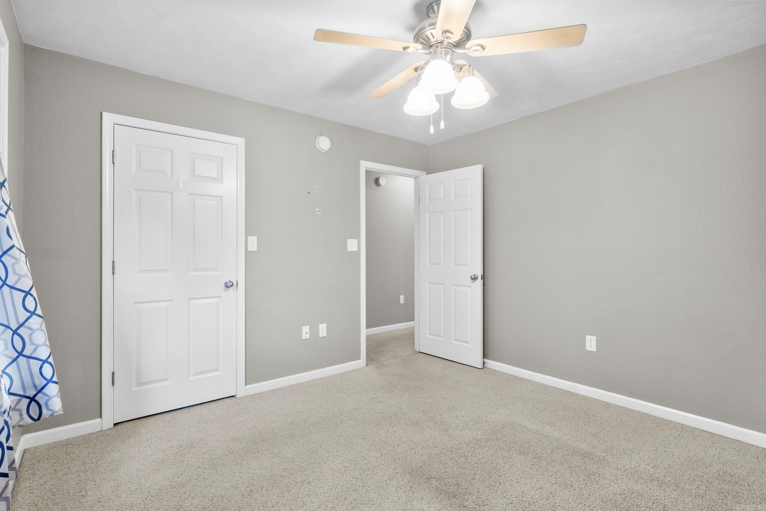 VALLEY ELMS S/D - Residential