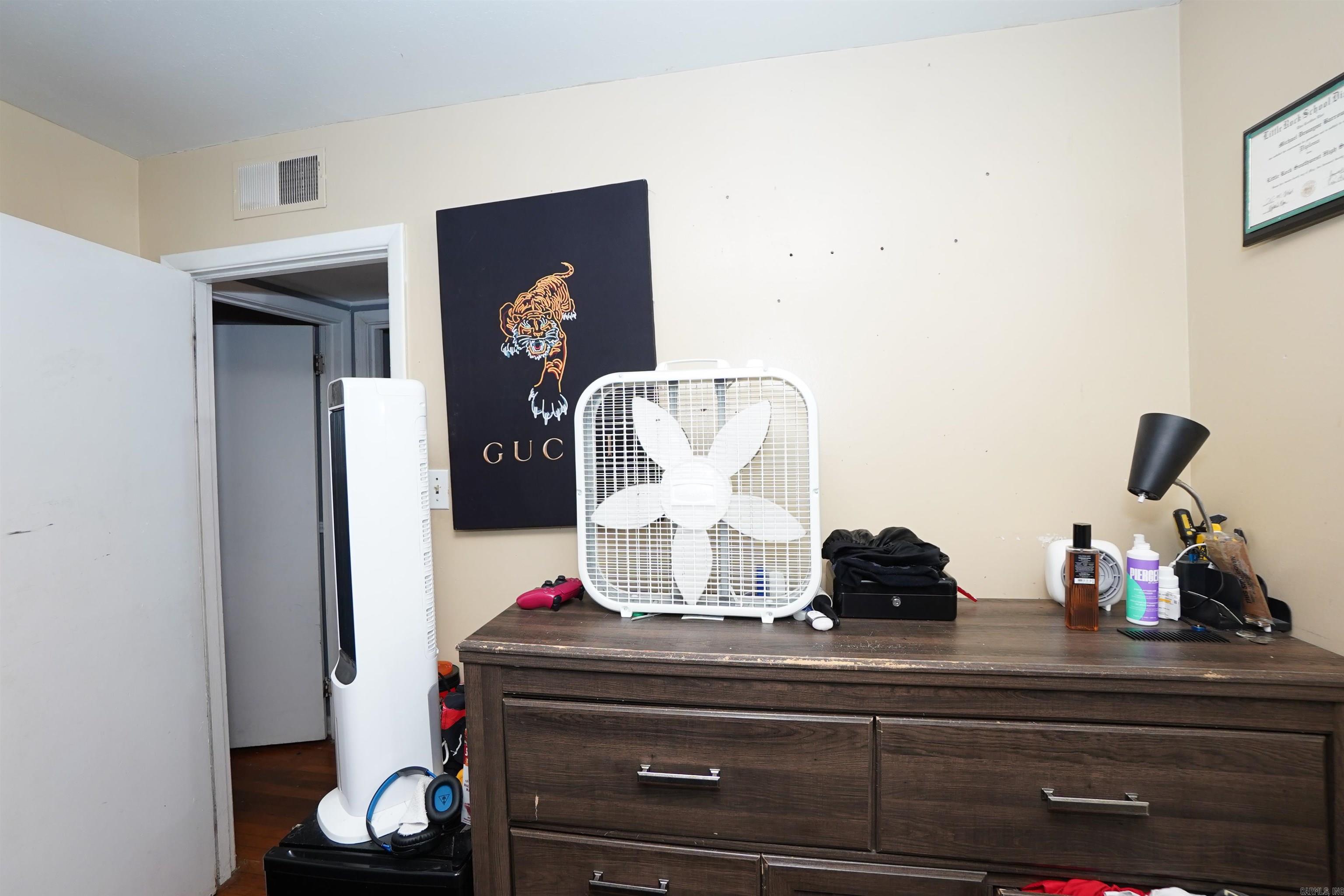 WINSTON - Residential