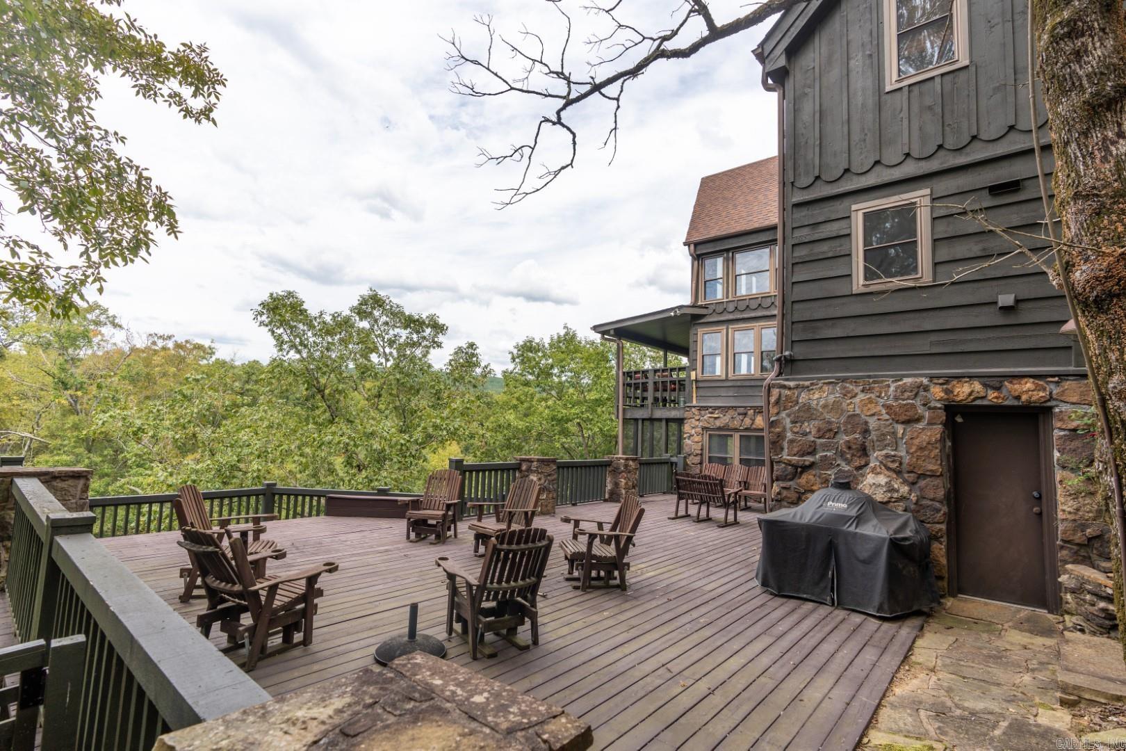 REDWOOD FOREST - Residential