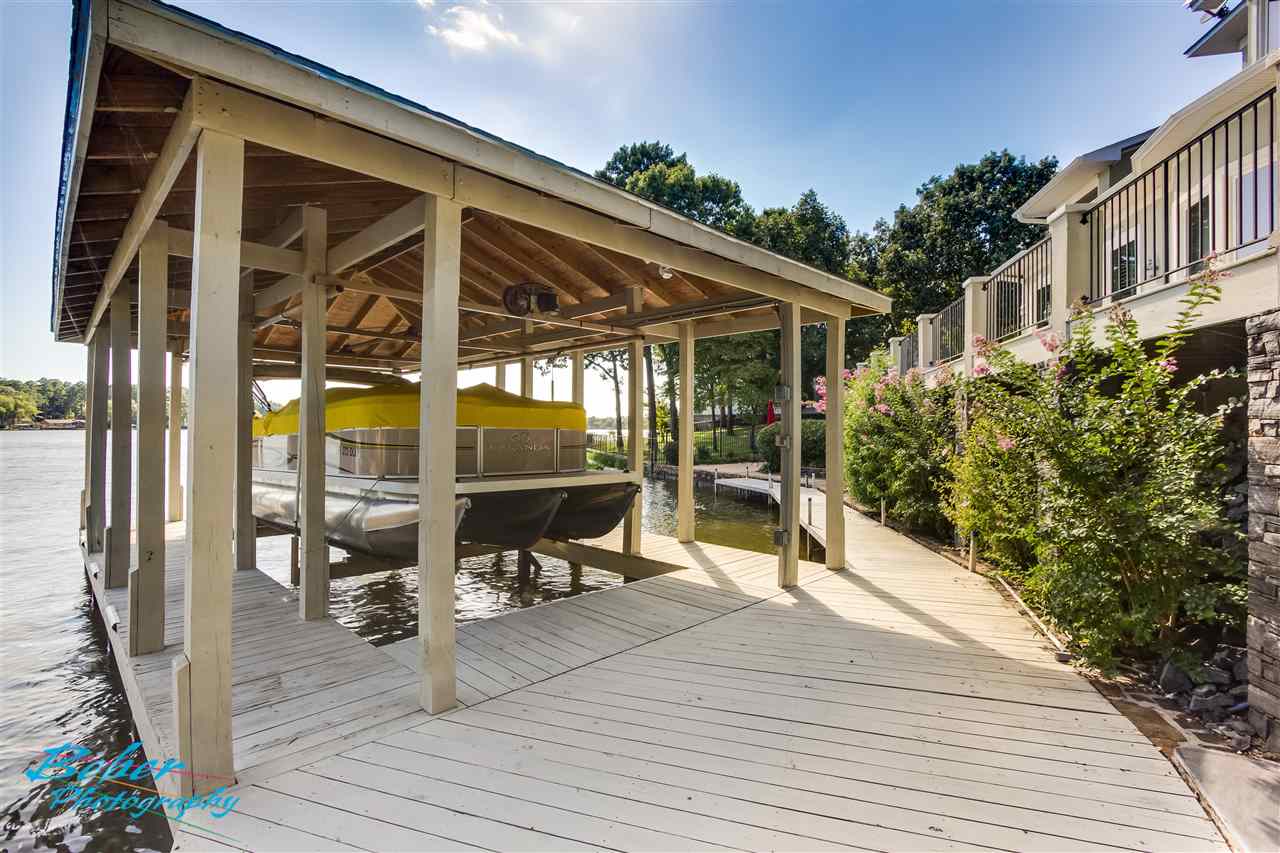 Driftwood Point - Residential