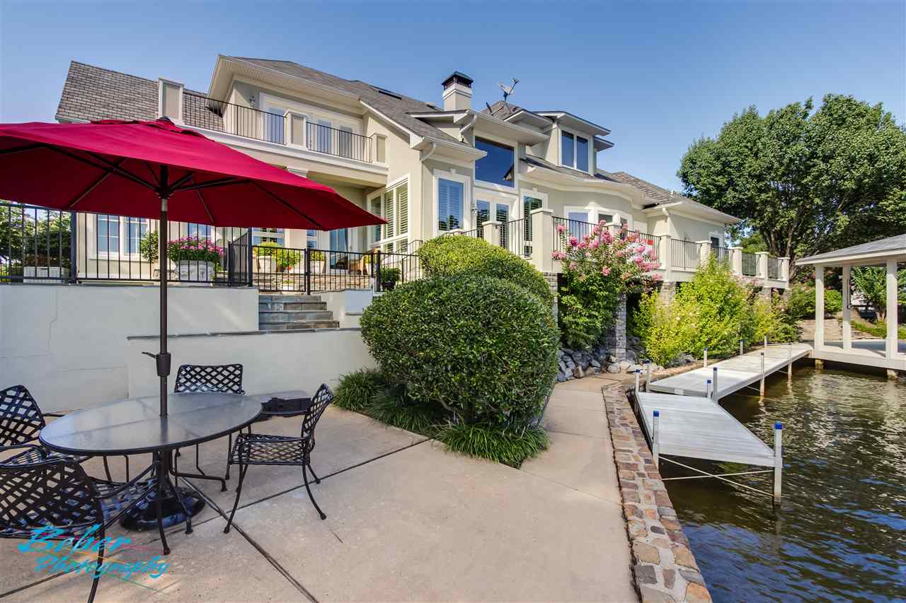 Driftwood Point - Residential