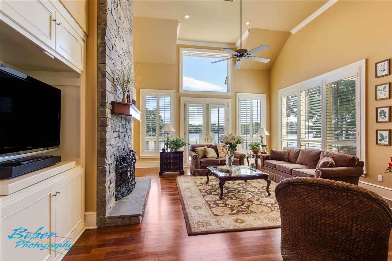 Driftwood Point - Residential