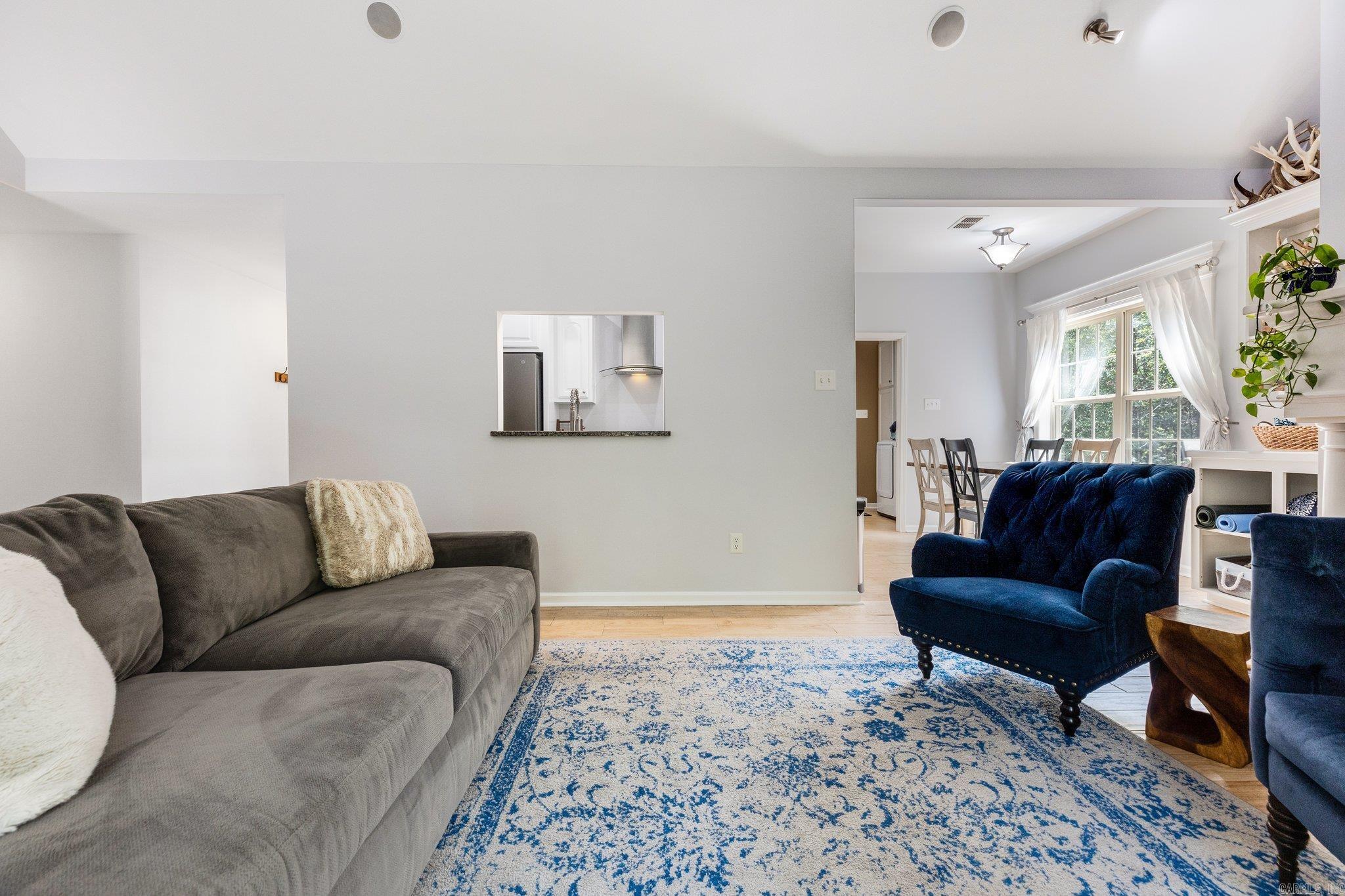 EMERALD MOUNTAIN - Residential