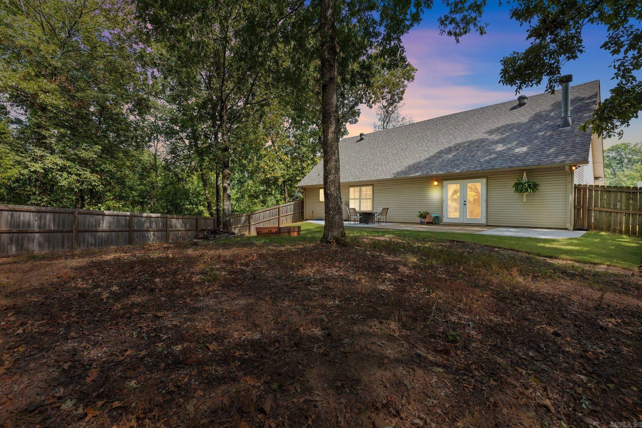 EMERALD MOUNTAIN - Residential