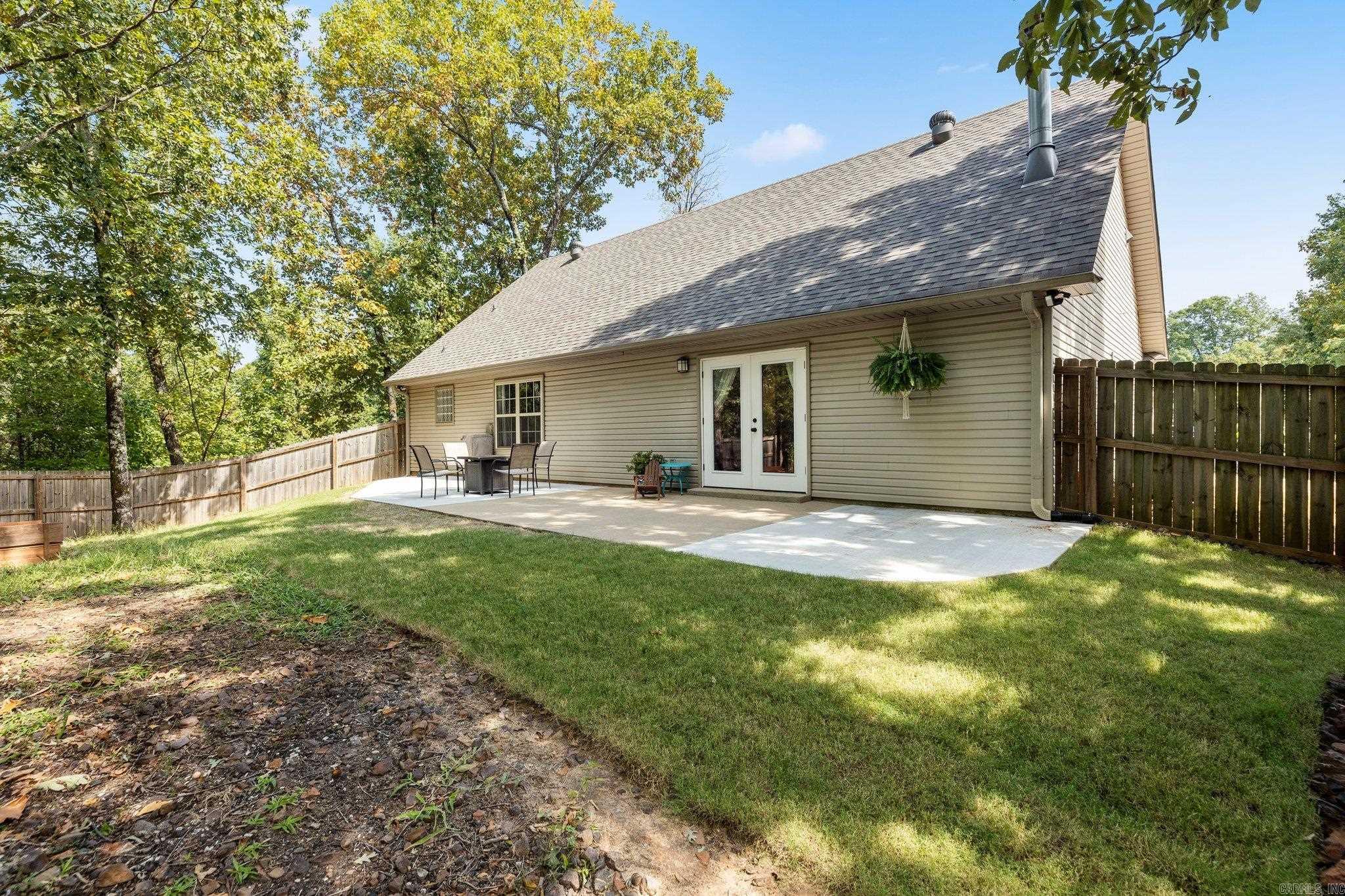 EMERALD MOUNTAIN - Residential