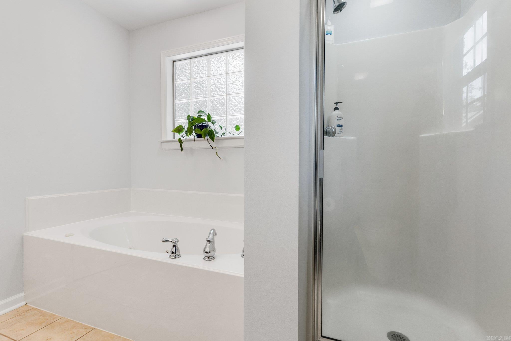 EMERALD MOUNTAIN - Residential