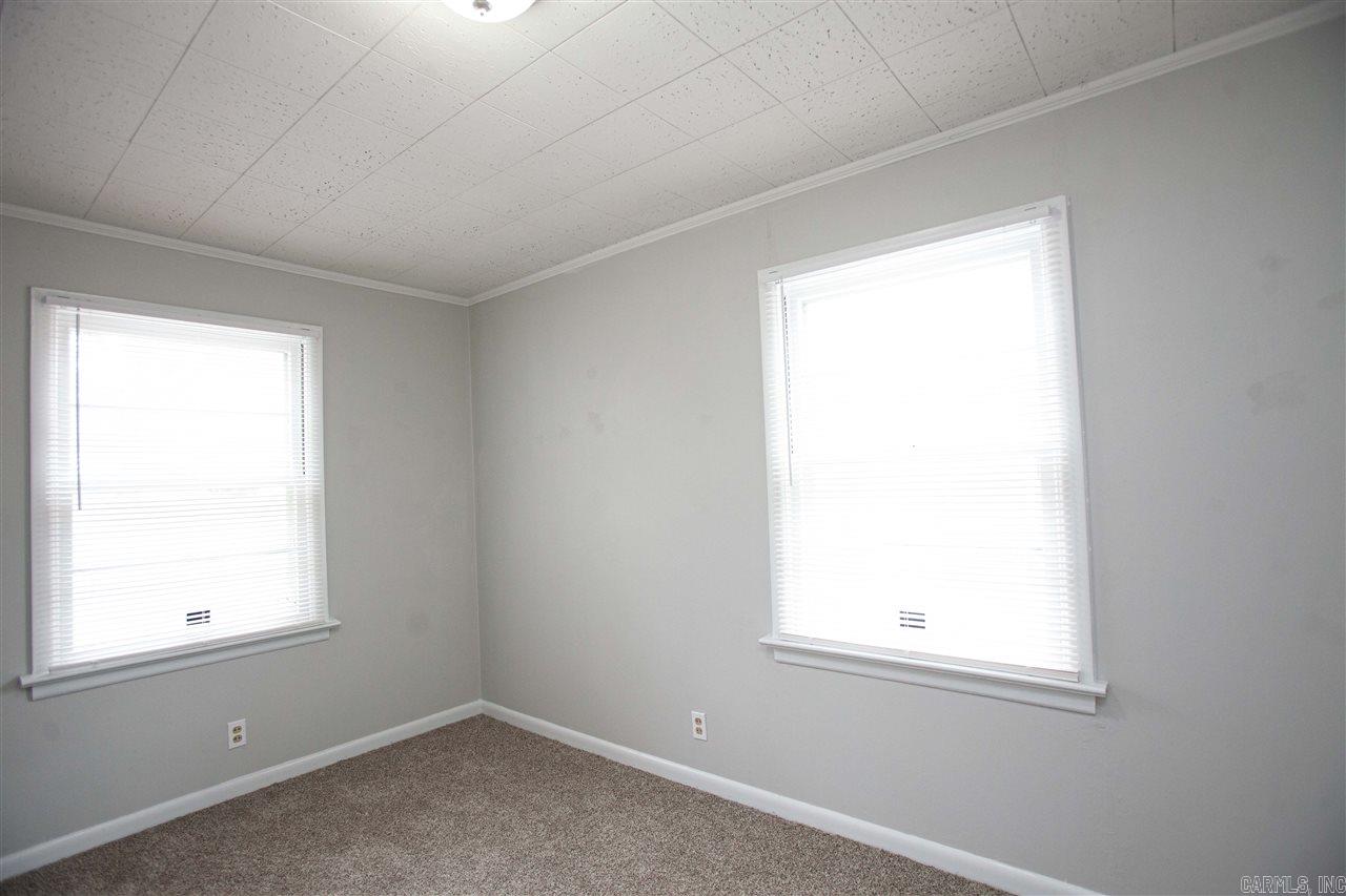 Barrow John - Residential Lease