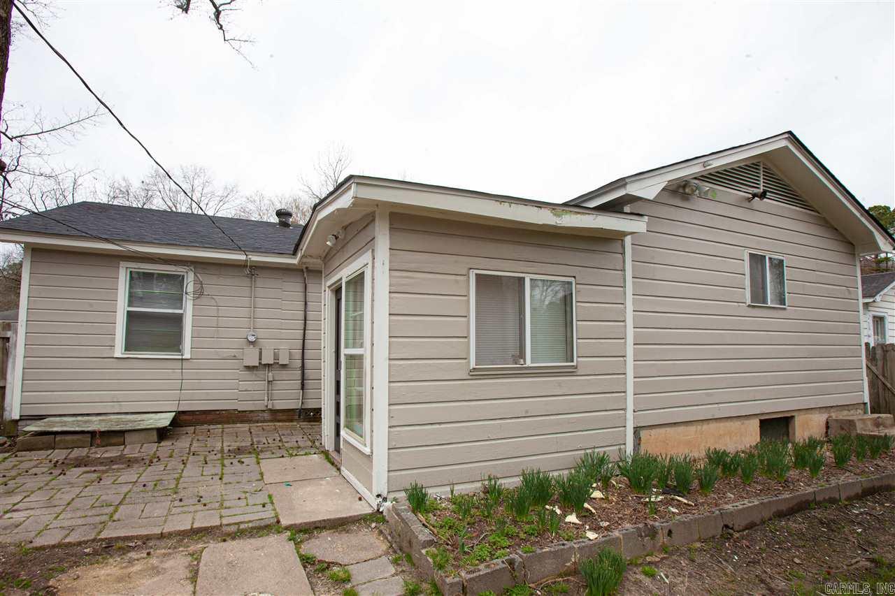 Barrow John - Residential Lease