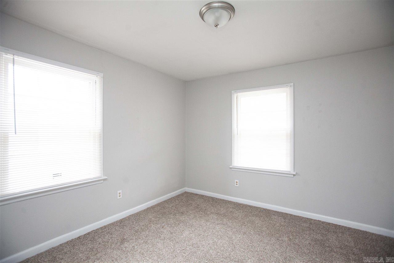 Barrow John - Residential Lease