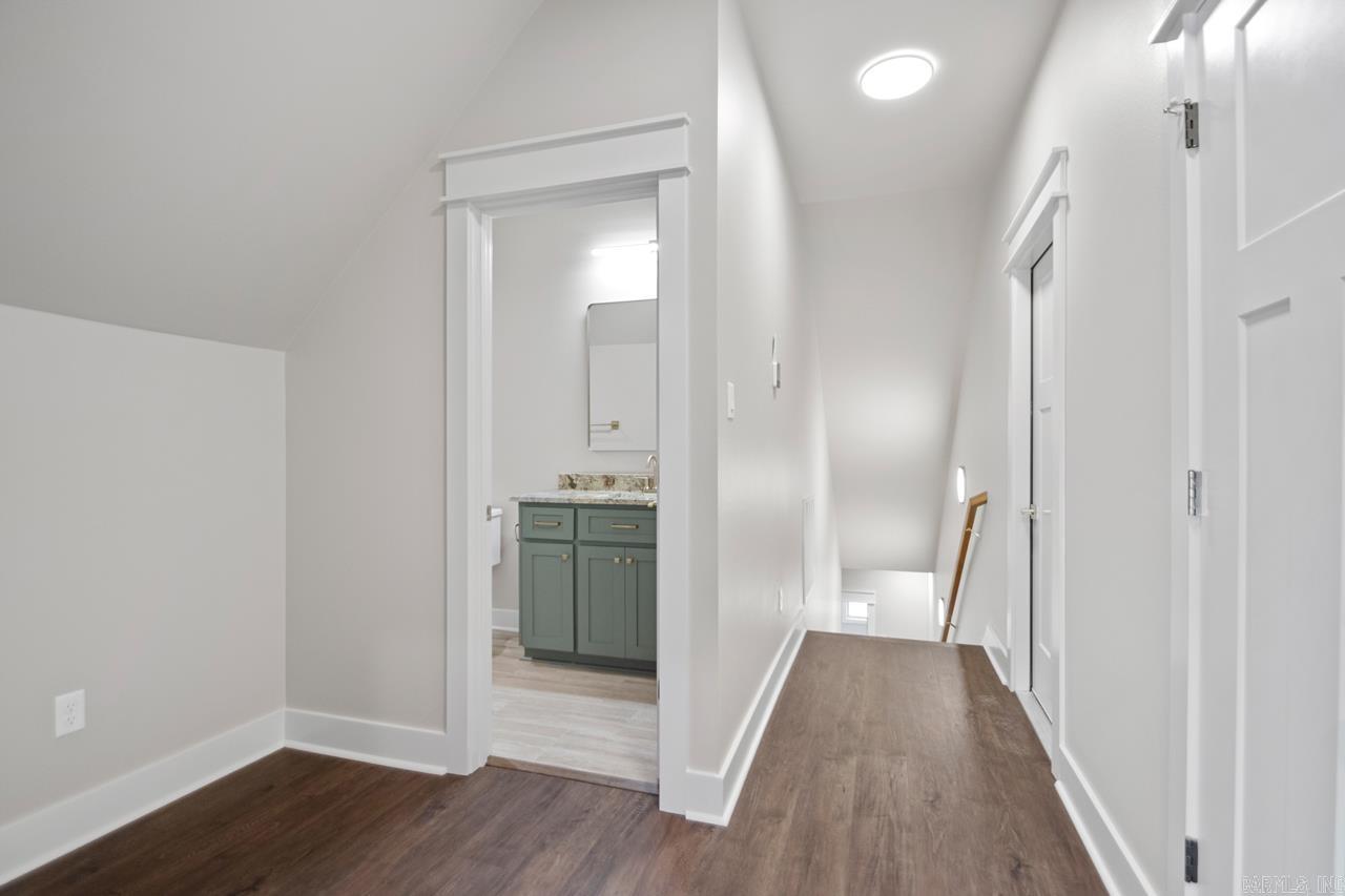 Lands End Estates - Residential